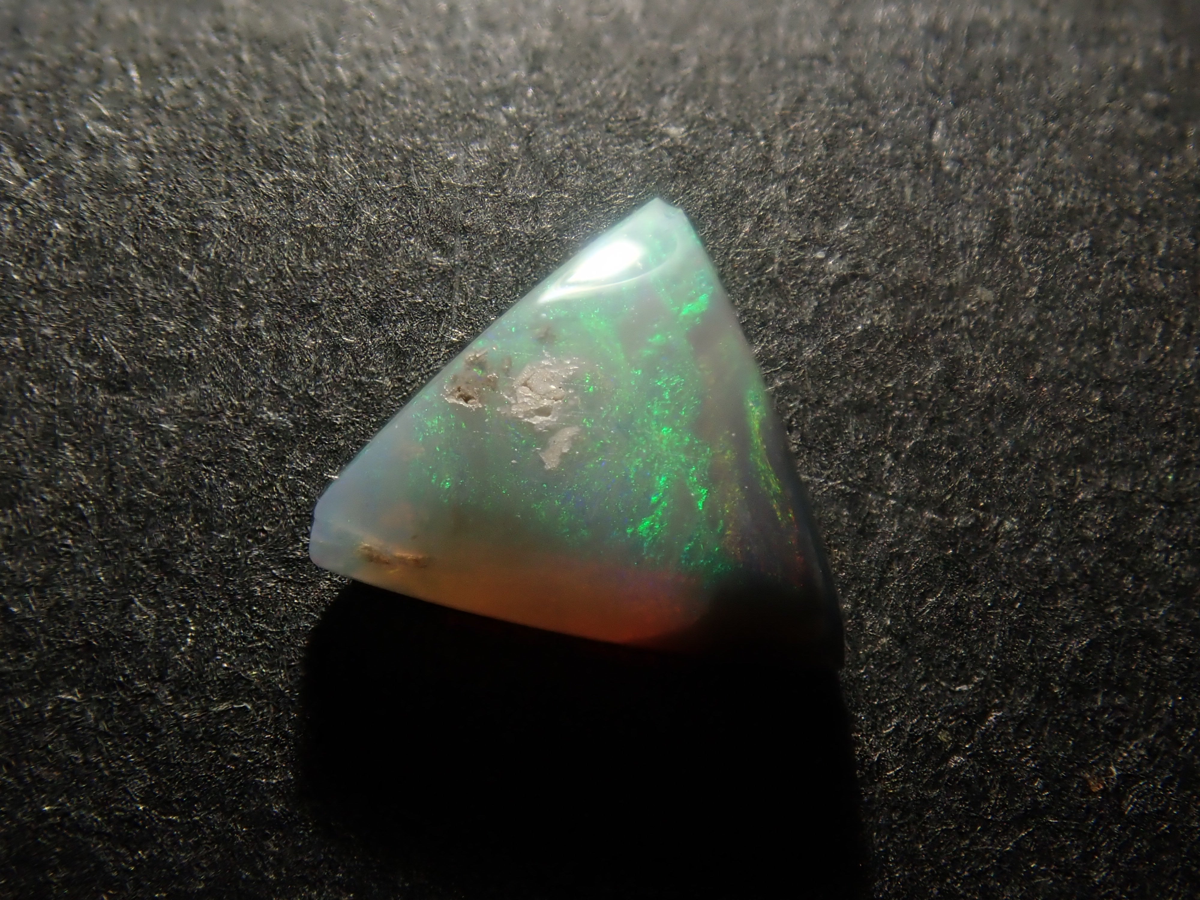 【2/22 22時販売】《限定10石》鑑別書付きオーストラリア産ブラック含むオーストラリア産オパールガチャ（さらにメキシコ産ファイアオパール1石）《複数購入割引有》