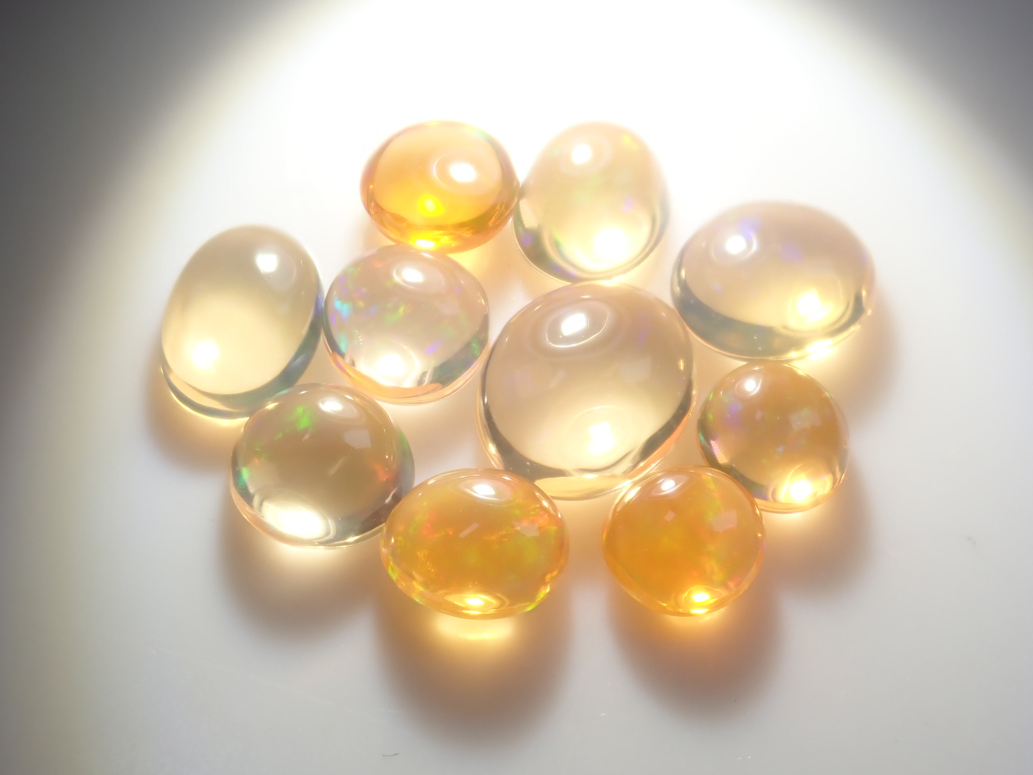 【2/22 22時販売】《限定10石》鑑別書付きオーストラリア産ブラック含むオーストラリア産オパールガチャ（さらにメキシコ産ファイアオパール1石）《複数購入割引有》