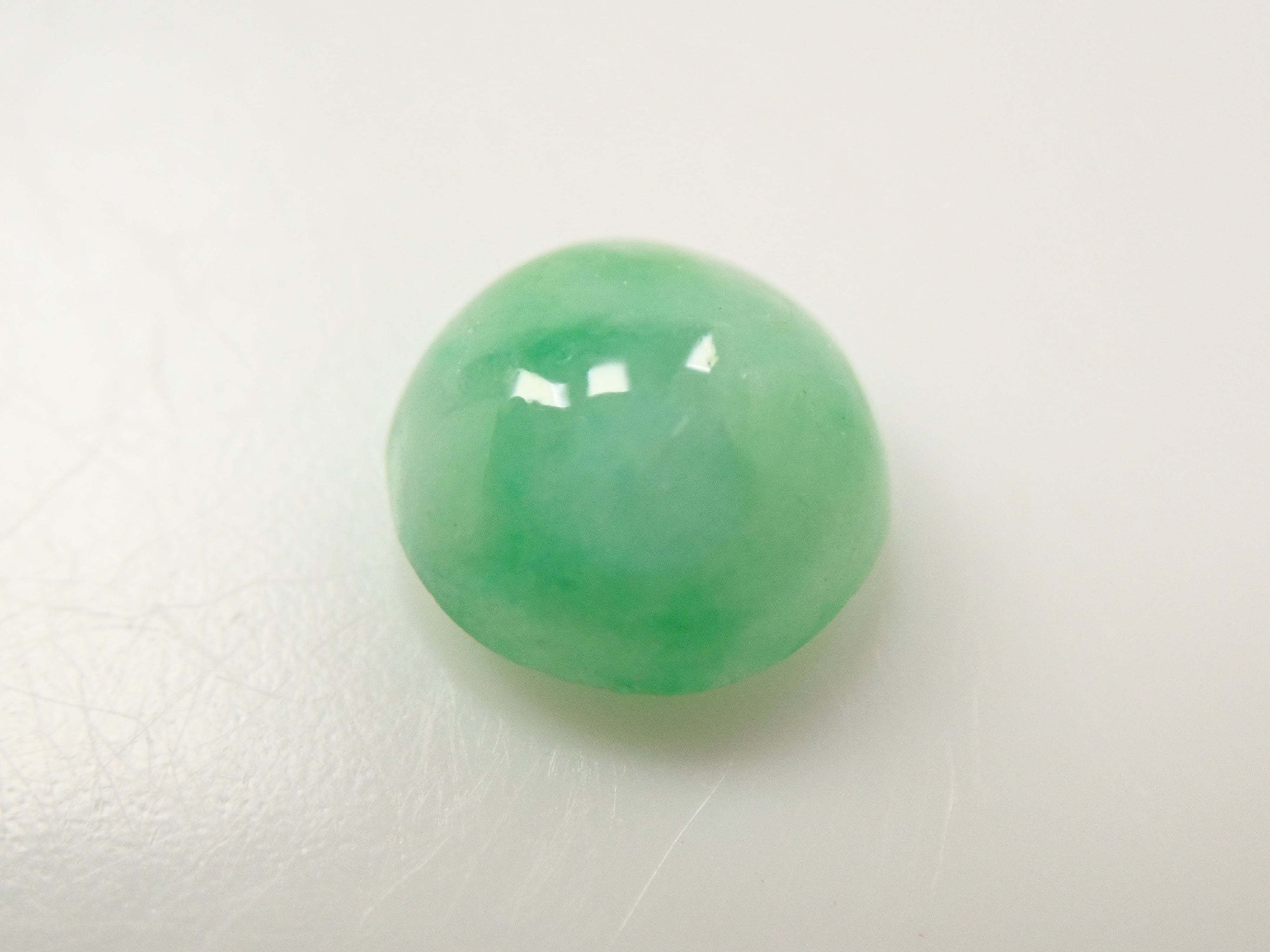 【12559997掲載】ミャンマー産翡翠（ヒスイ） 0.525ctルース