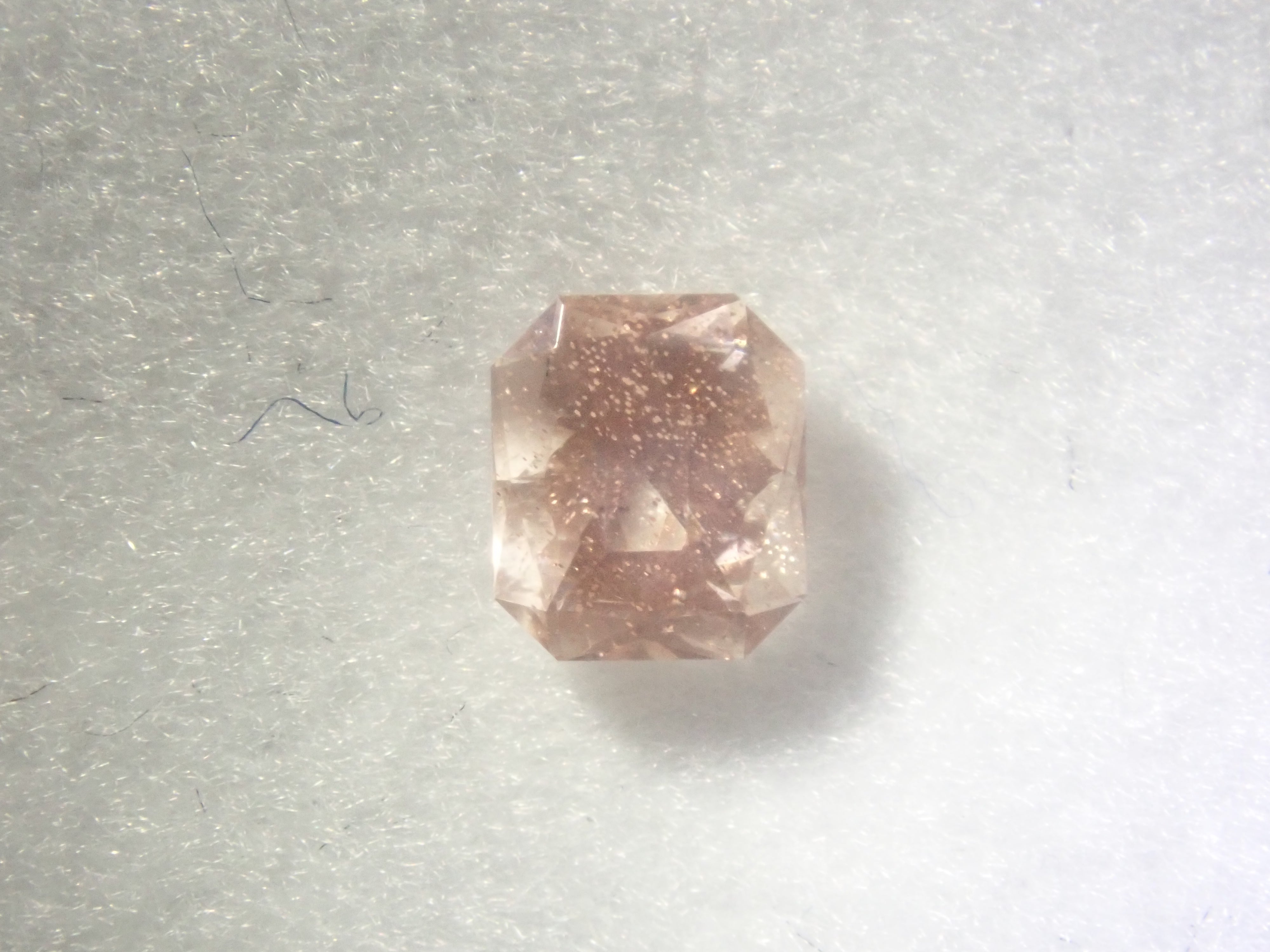 寶石扭蛋特價！ 💎 鑽石（已分類）、巴西帕拉伊巴碧璽、硃砂等等（多買有優惠）