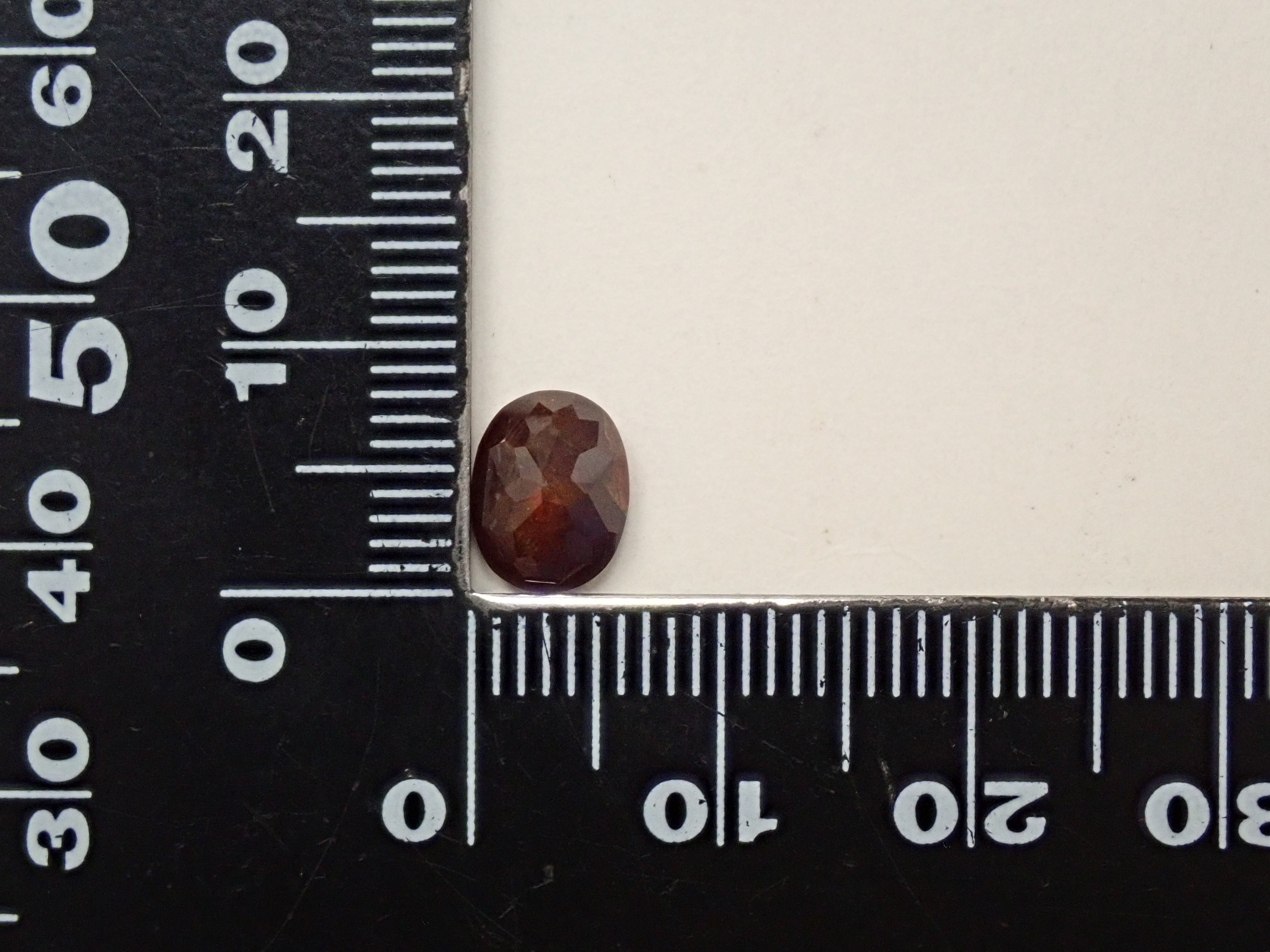 奈良県天川村産レインボーガーネット（アンドラダイトガーネット） 1.951ctルース