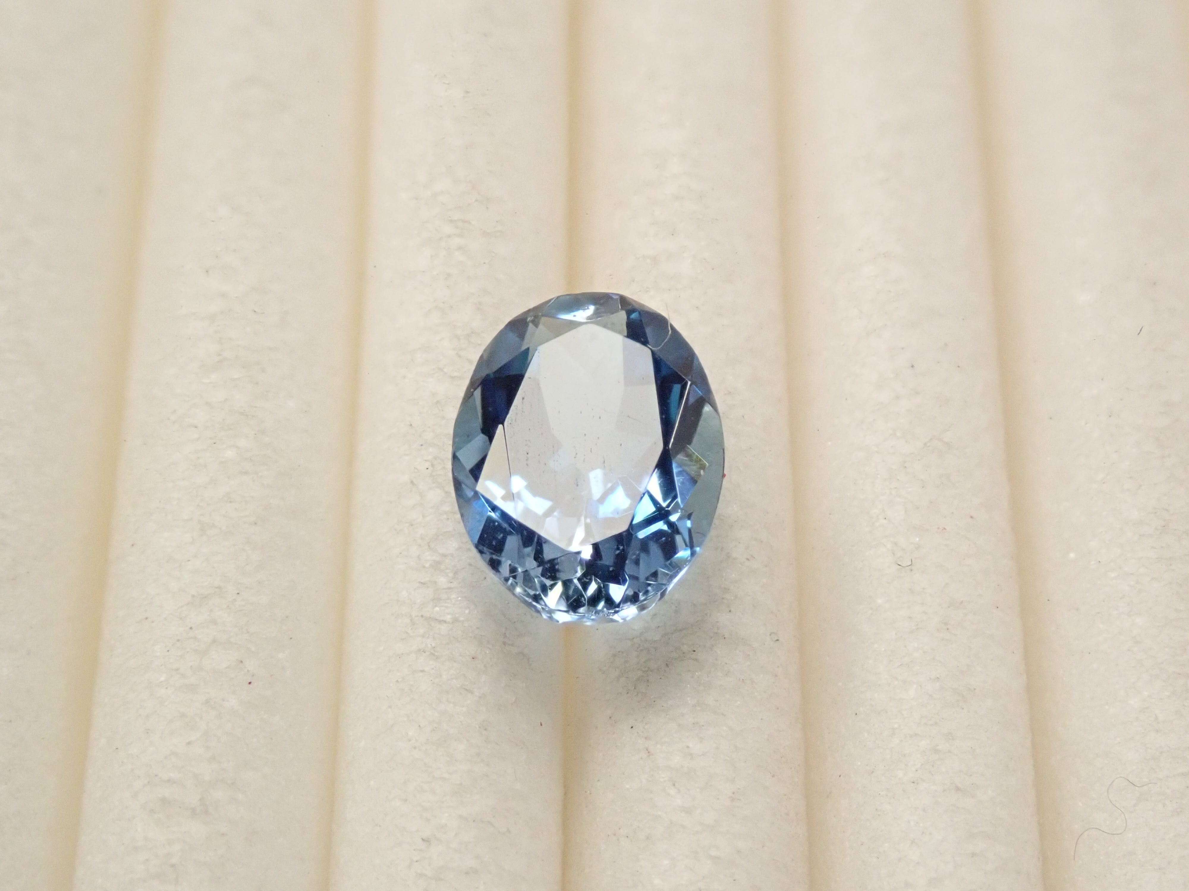 ブラジル産サンタマリアアクアマリン 0.669ctルース