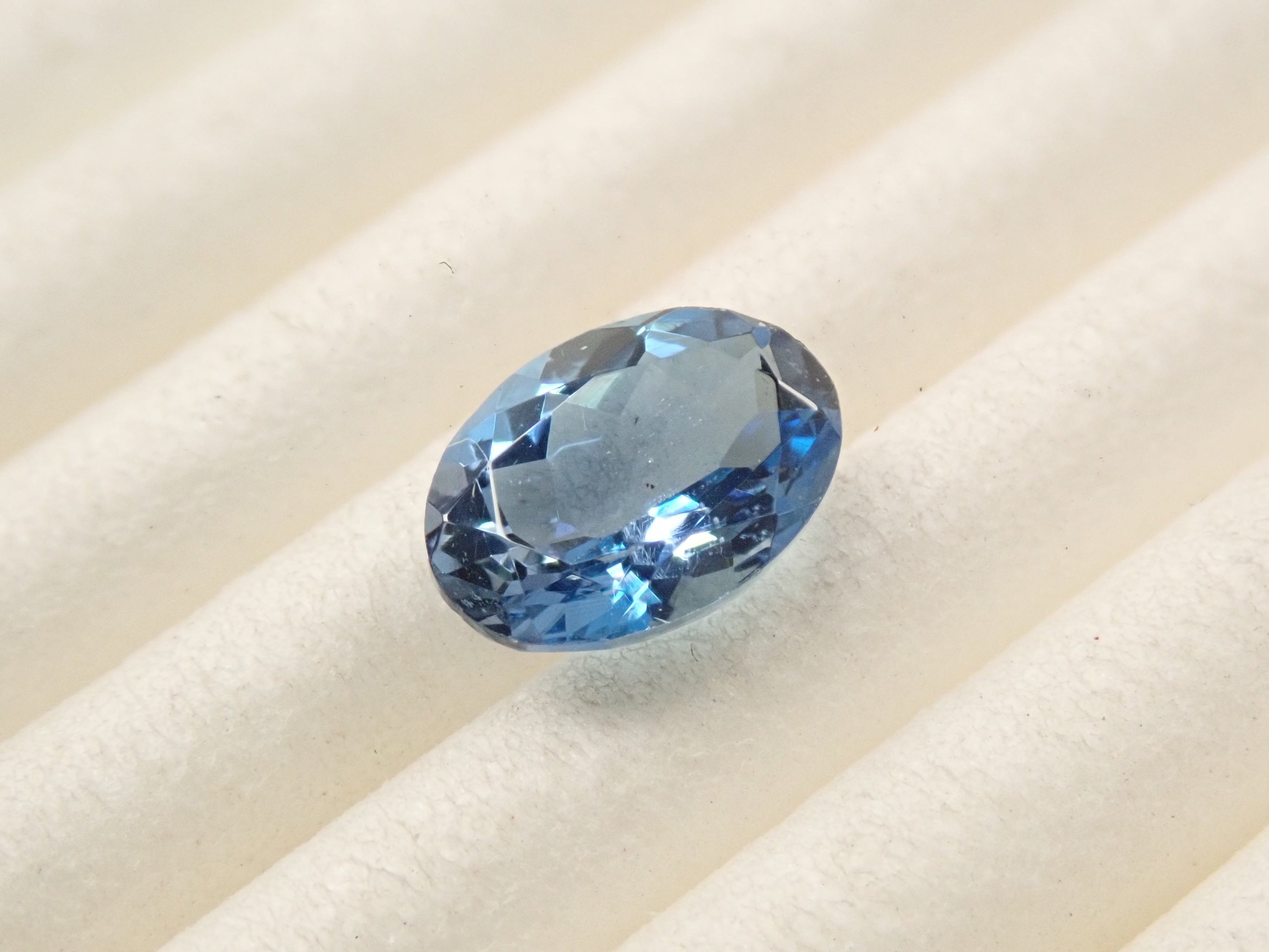 ブラジル産サンタマリアアクアマリン 0.669ctルース