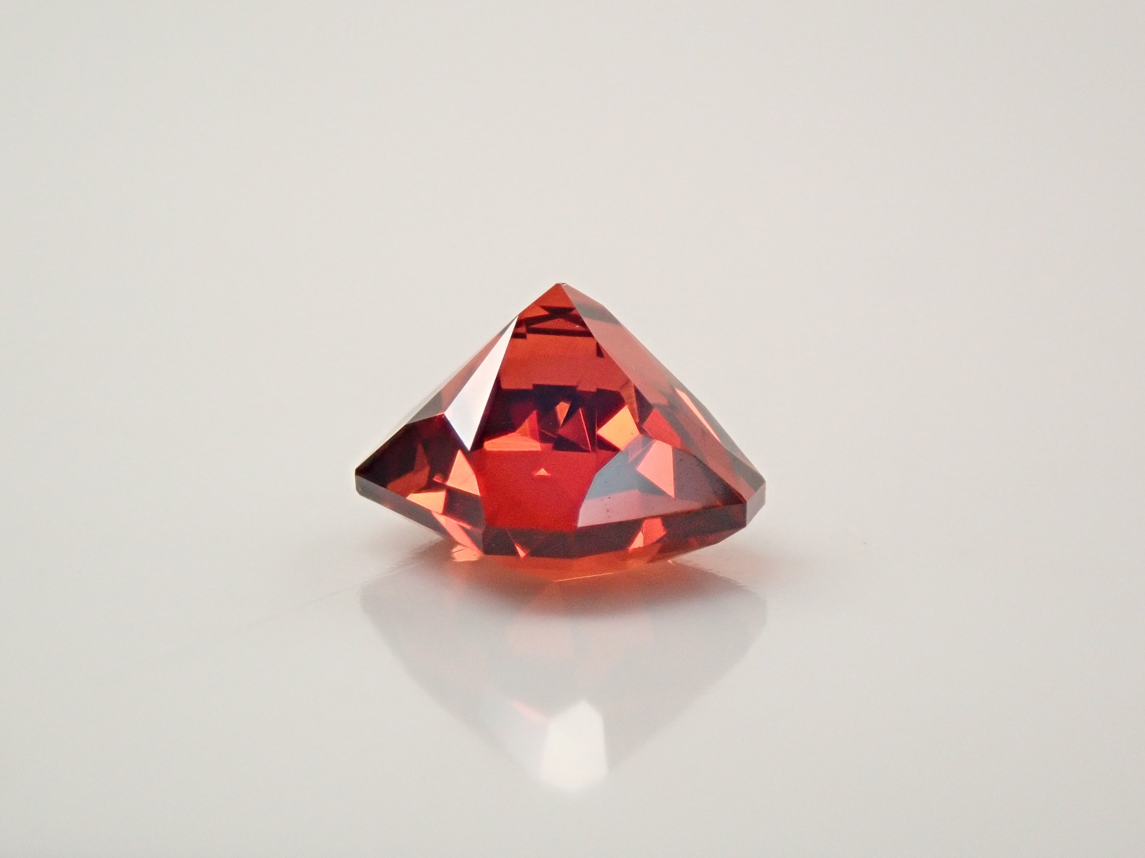 【12561624掲載】タンザニア産スペサルティンガーネット 1.168ctルース