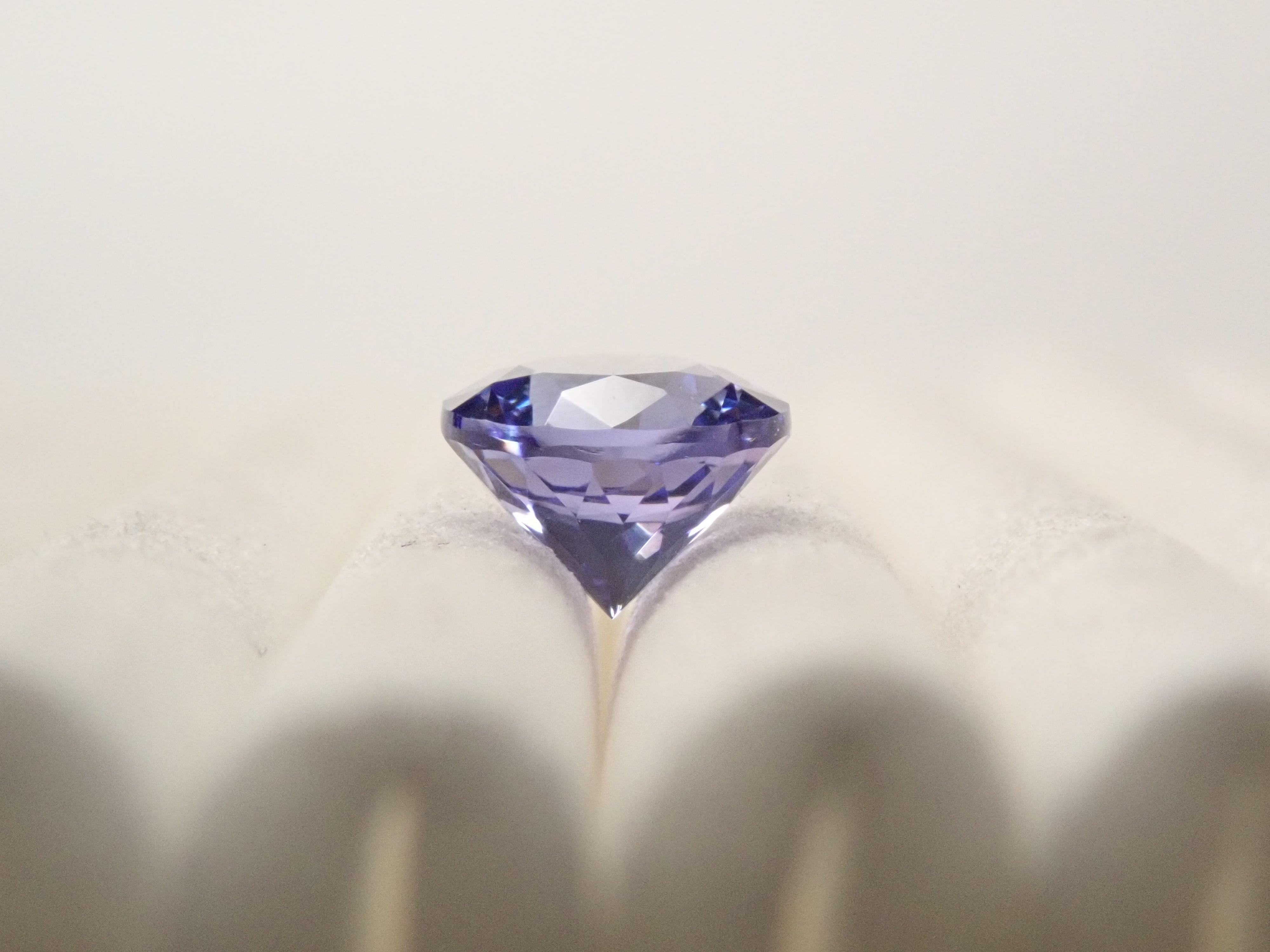 【12561658掲載】タンザニア産タンザナイト 0.558ctルース