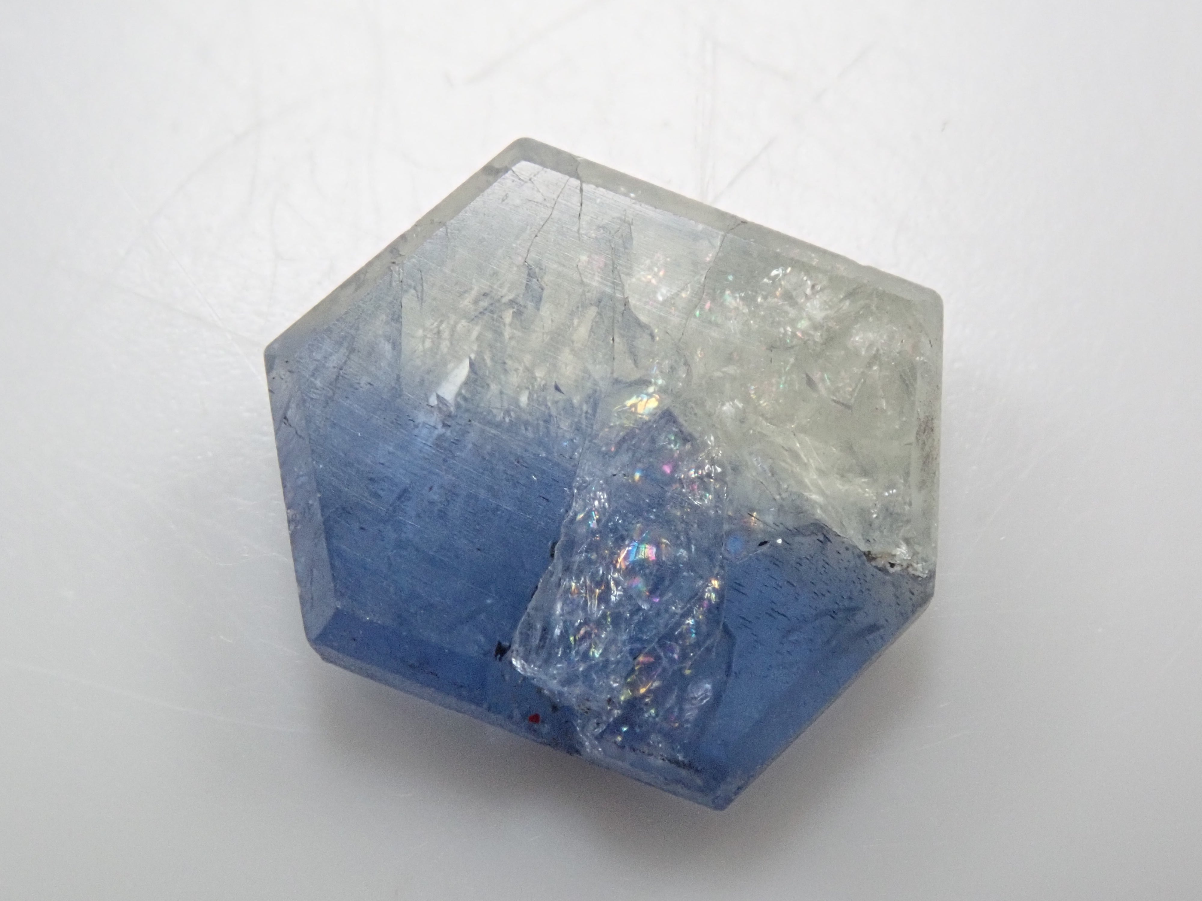 【12548919掲載】非加熱バイカラーサファイア 2.600ctルース