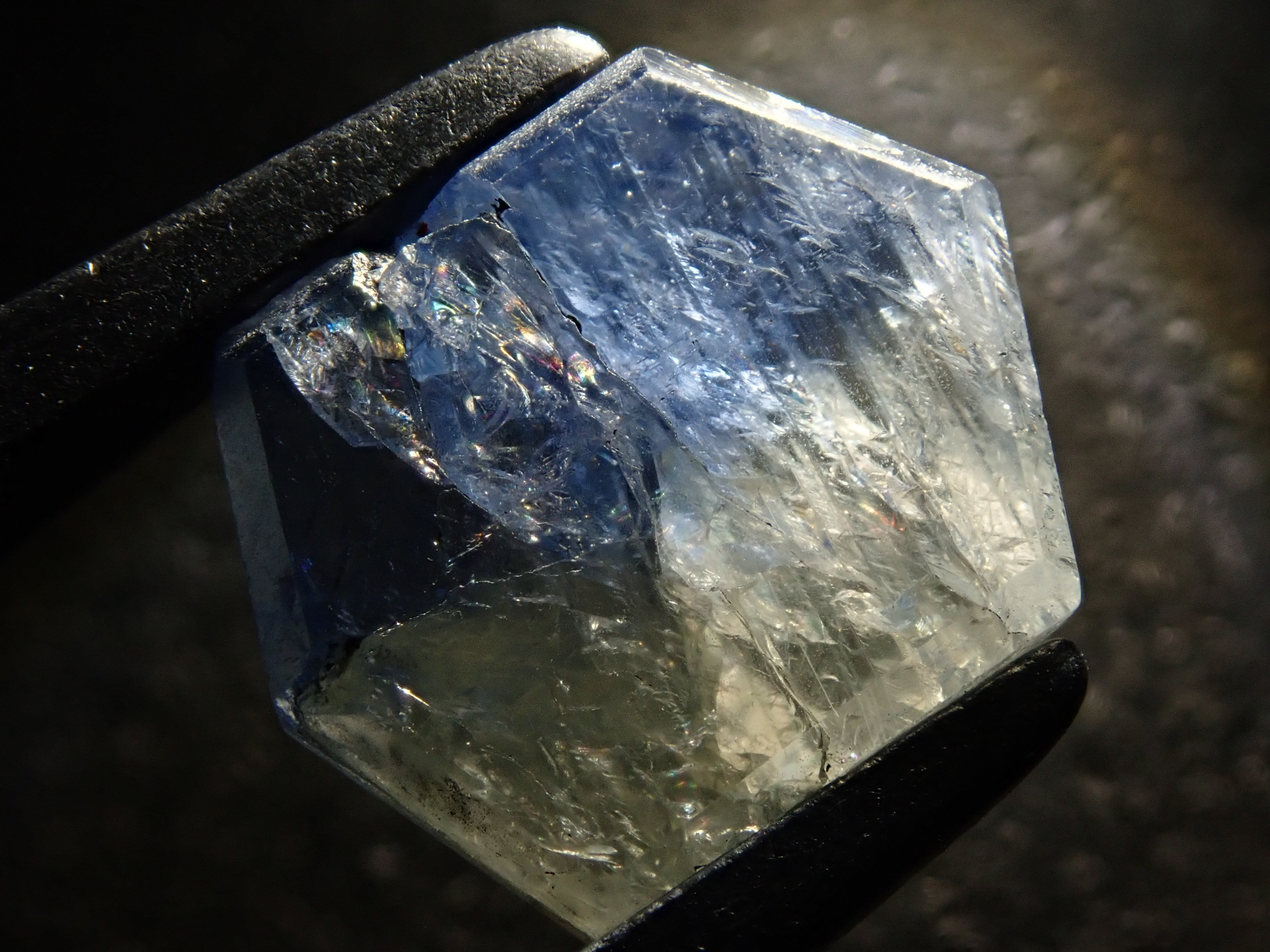 【12548919掲載】非加熱バイカラーサファイア 2.600ctルース