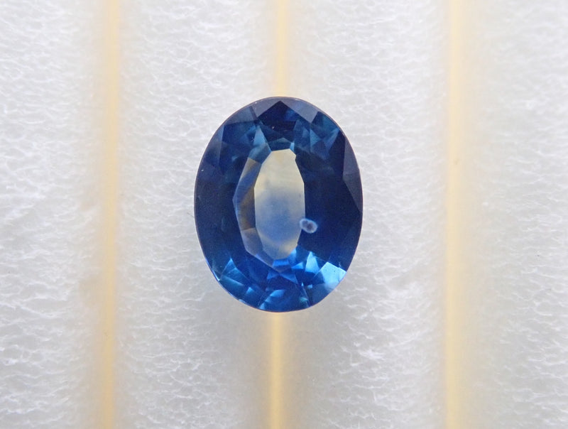 蒙大拿藍寶石 0.308 克拉裸石（雙色藍寶石）
