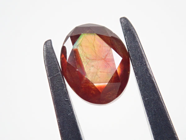 み*る様 レインボーガーネット 奈良県天川村産 宝石カットルース 奈良県天川村産レインボーガーネット 3.9mm/0.321ctルース