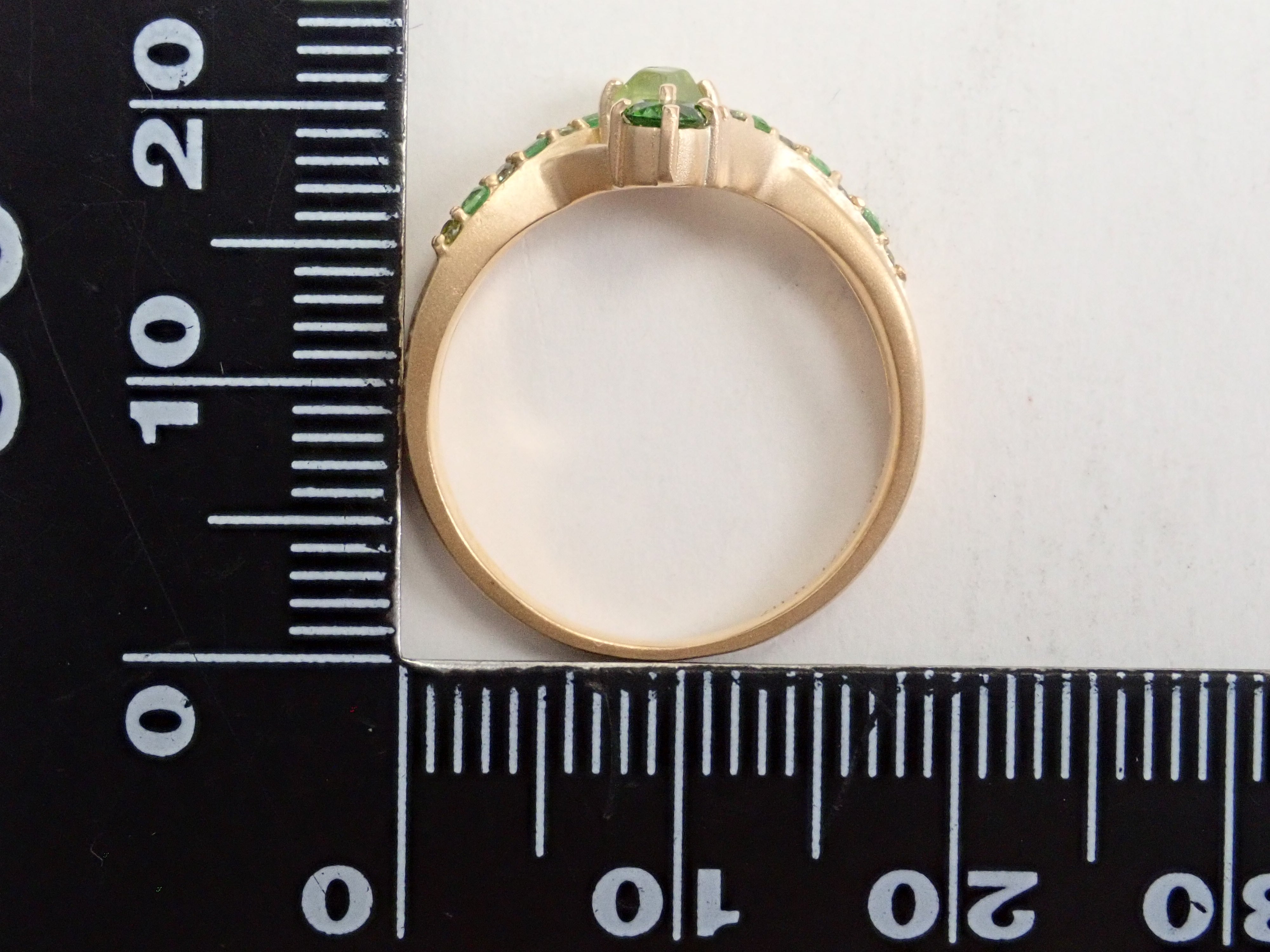 K18YG ロシア産デマントイドガーネット（ホーステール認む） 0.271ct