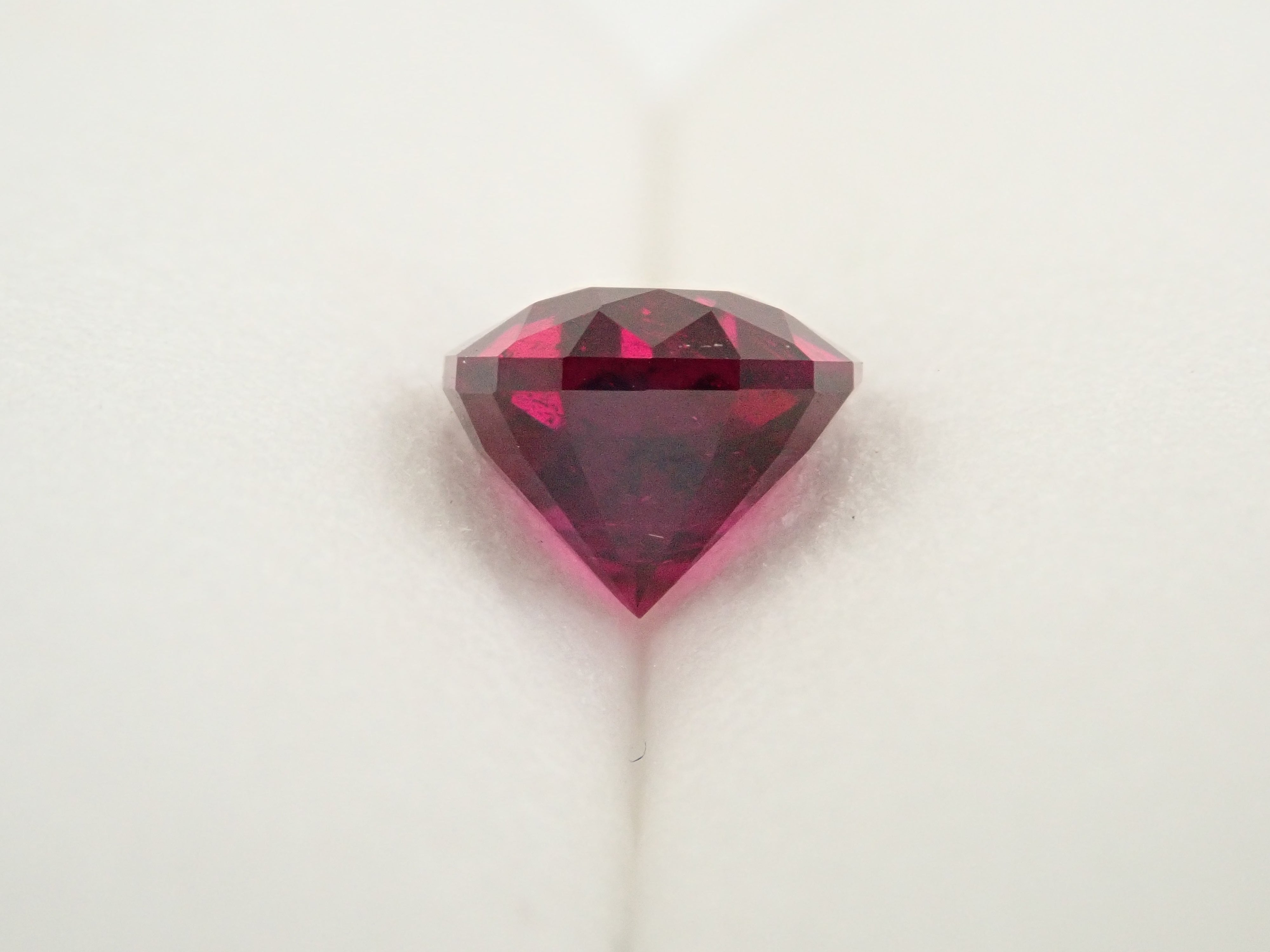 【12561908掲載】タンザニア産ロードライトガーネット 2.370ctルース