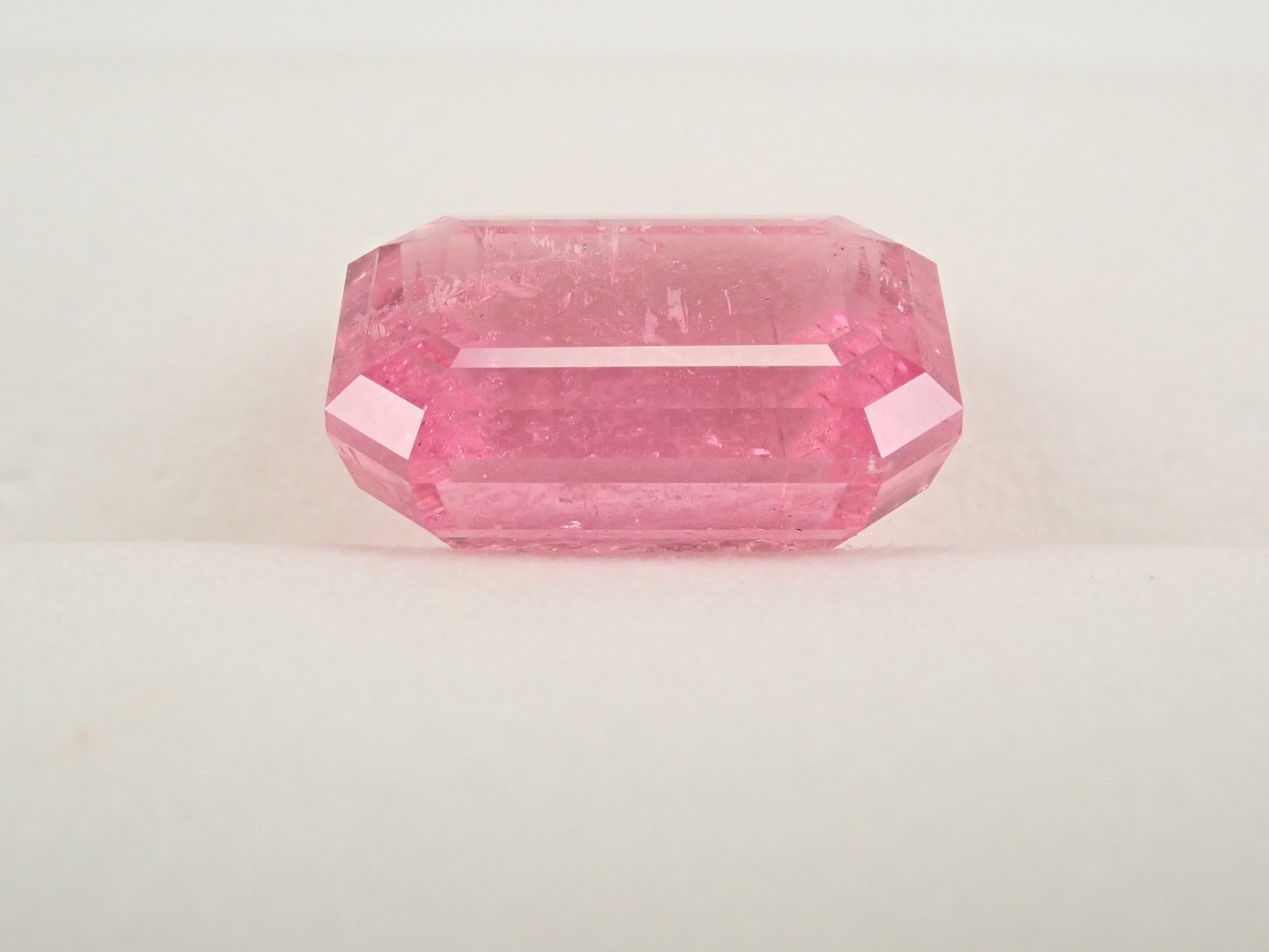 12561910掲載】ピンクトルマリン 6.782ctルース