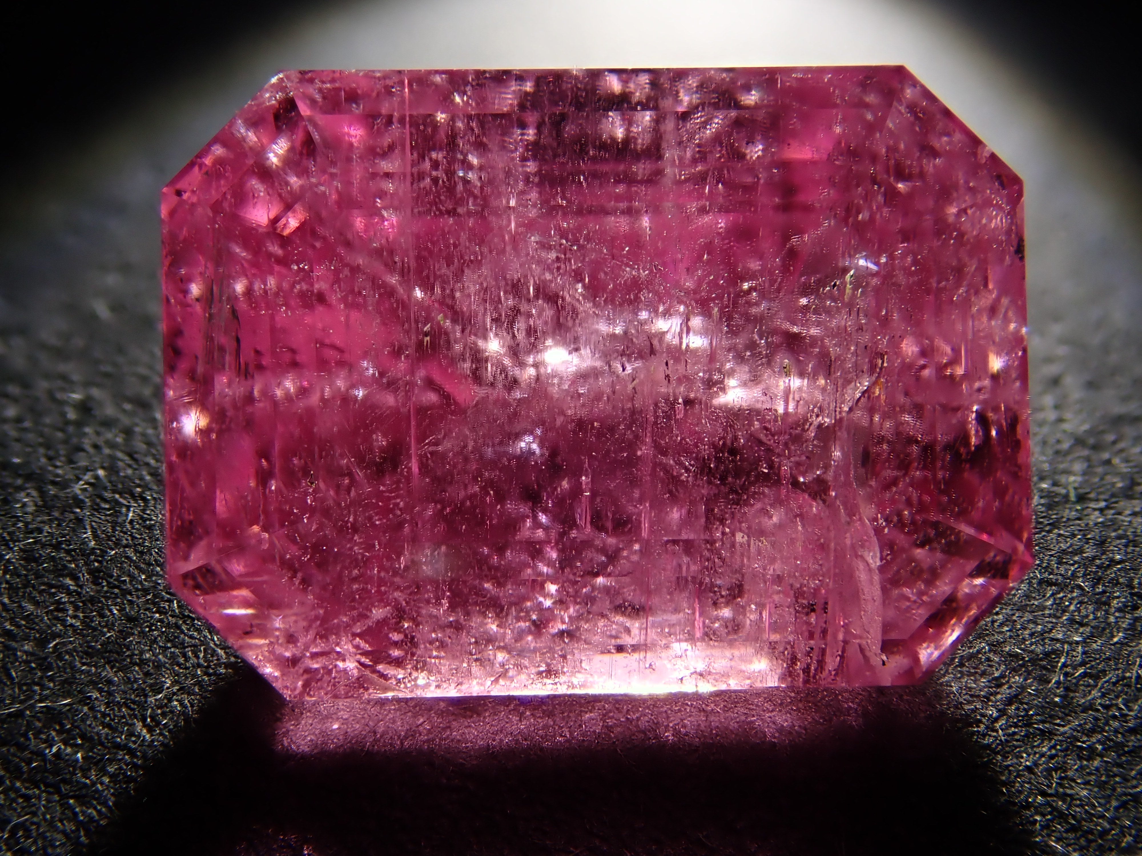 【12561910掲載】ピンクトルマリン 6.782ctルース