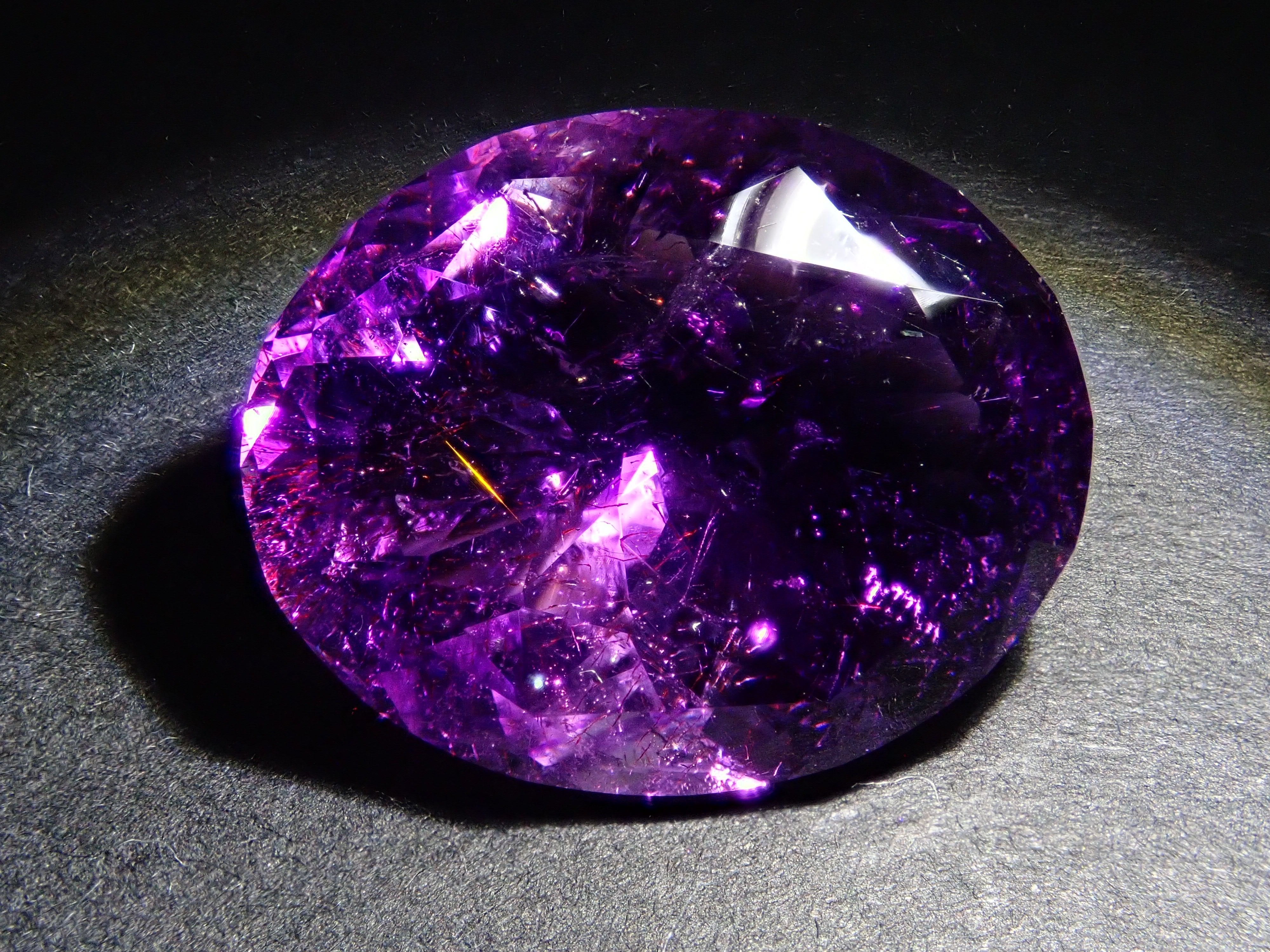 【12561911掲載】ブラジル産ブラジル産エレスチャルアメジスト 15.928ctルース