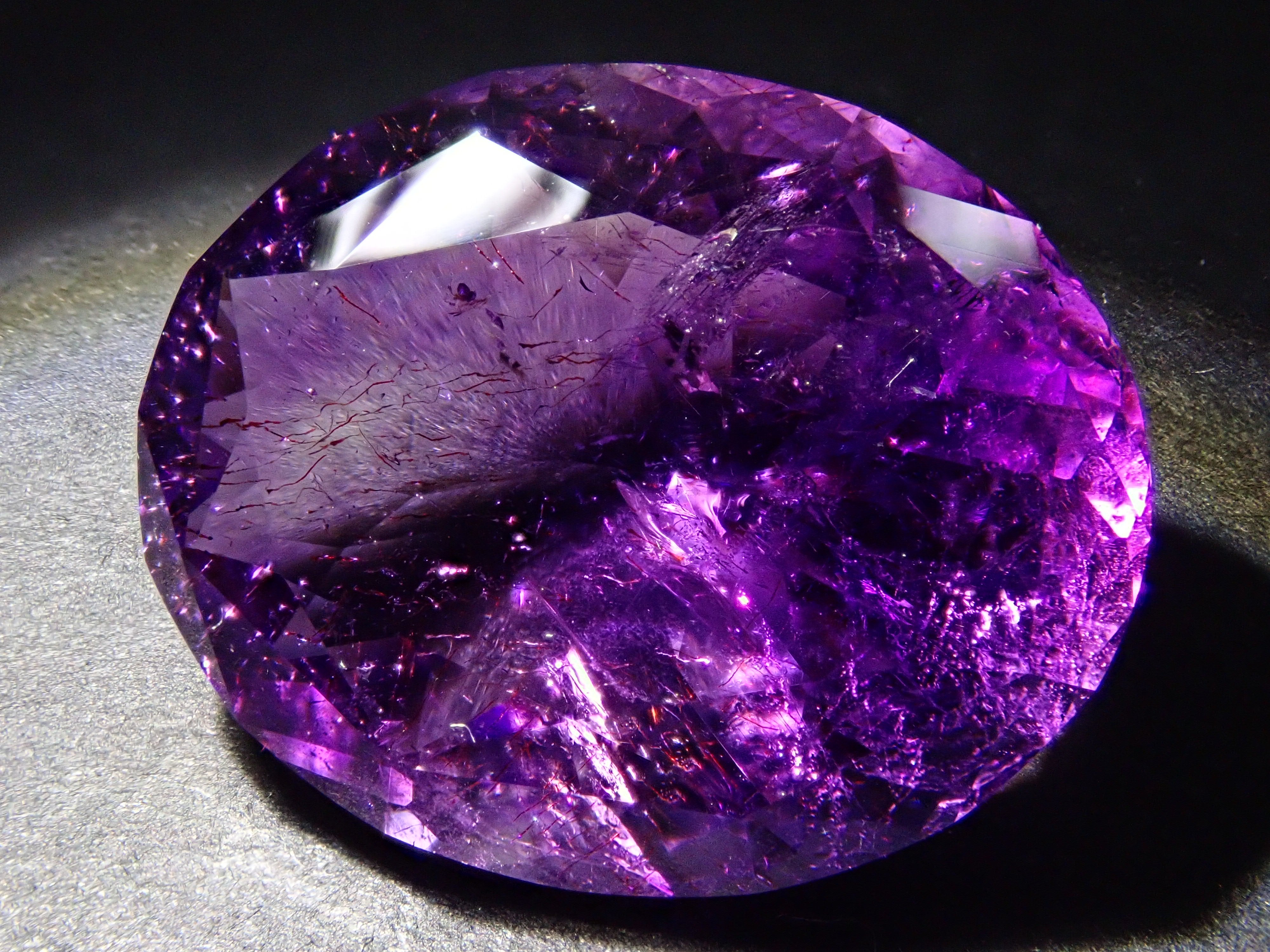 【12561911掲載】ブラジル産ブラジル産エレスチャルアメジスト 15.928ctルース