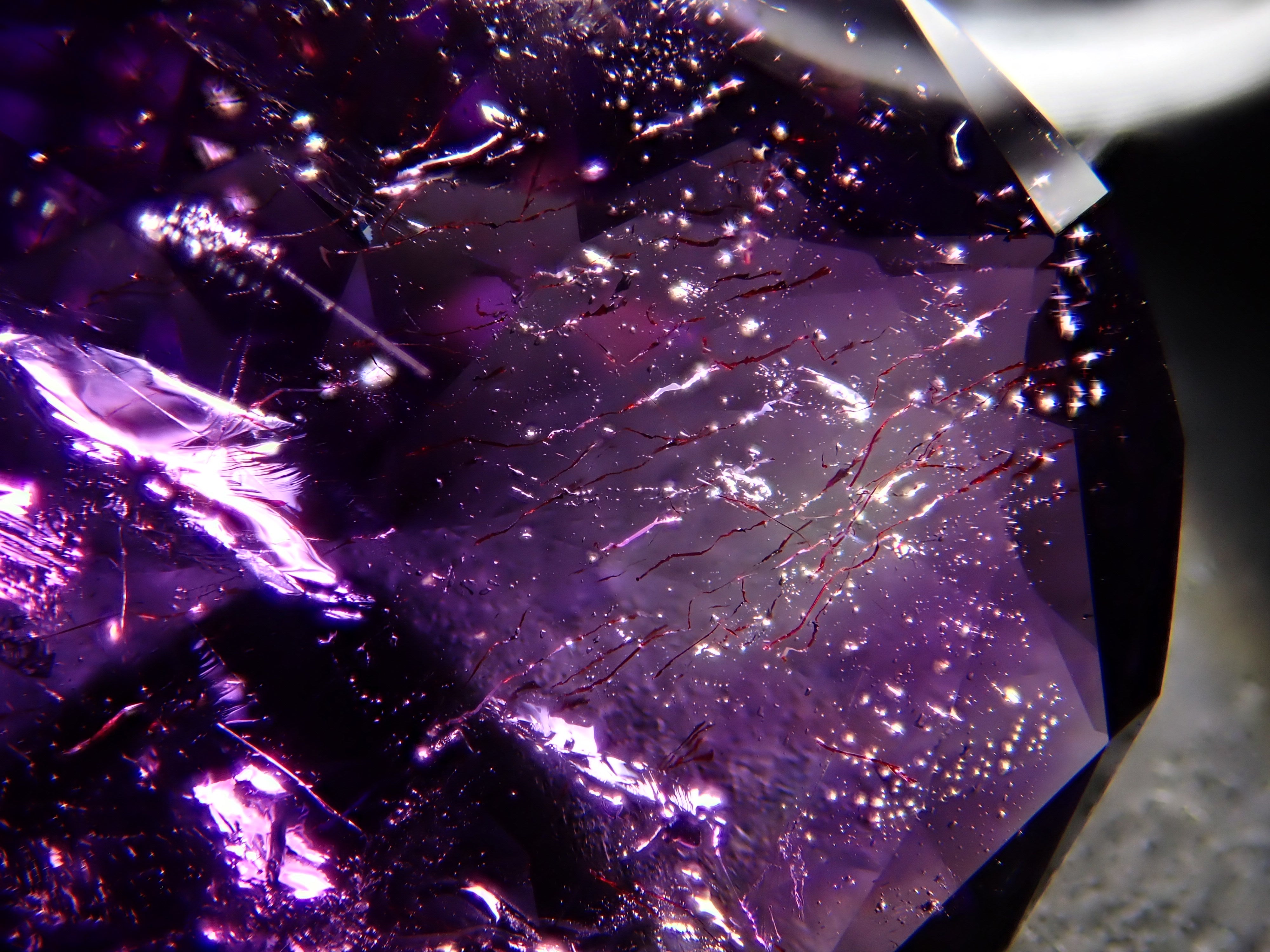 エレスチャルです。 12561911掲載】ブラジル産ブラジル産エレスチャルアメジスト 15.928ct