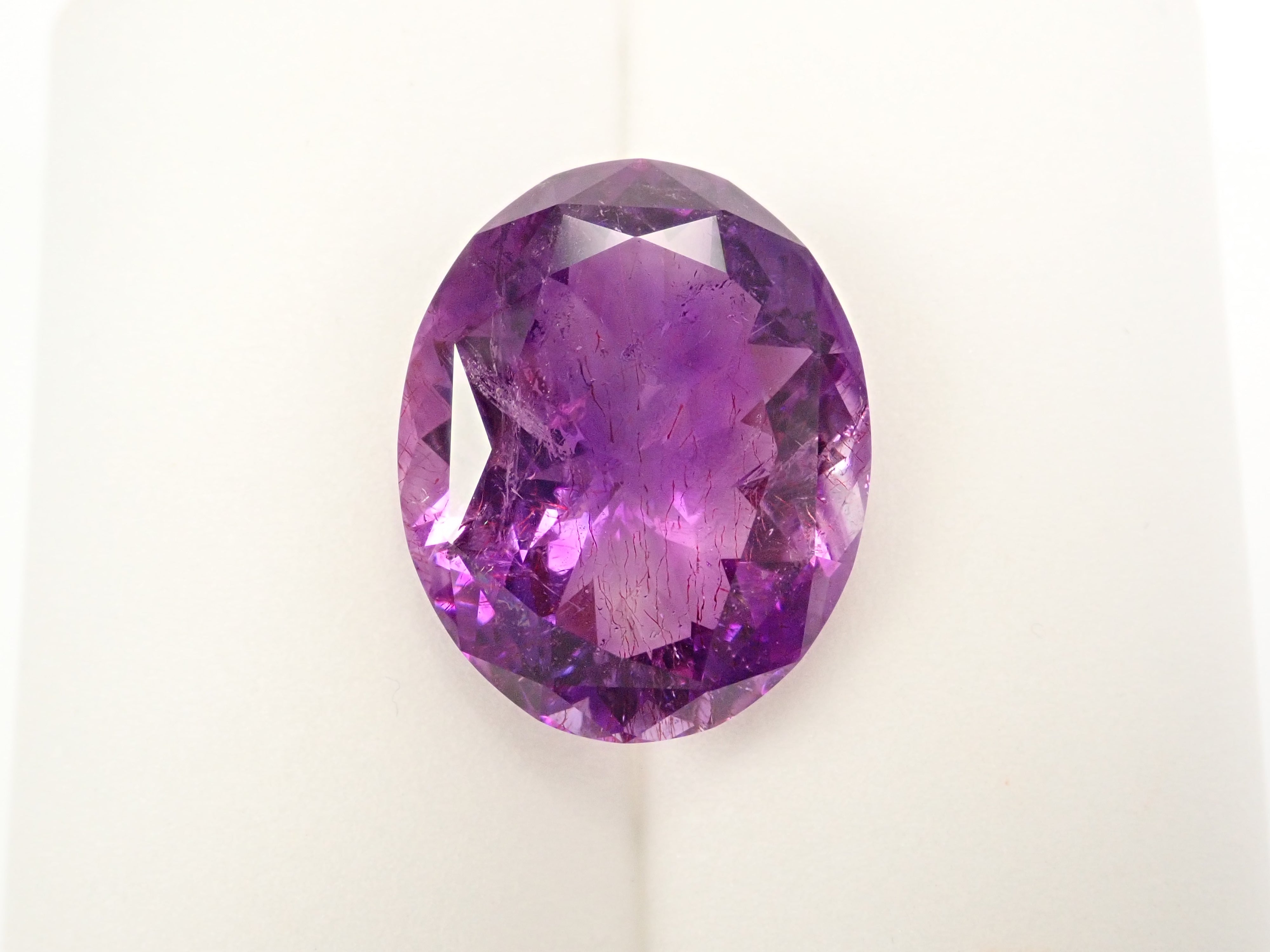 【12561911掲載】ブラジル産ブラジル産エレスチャルアメジスト 15.928ctルース