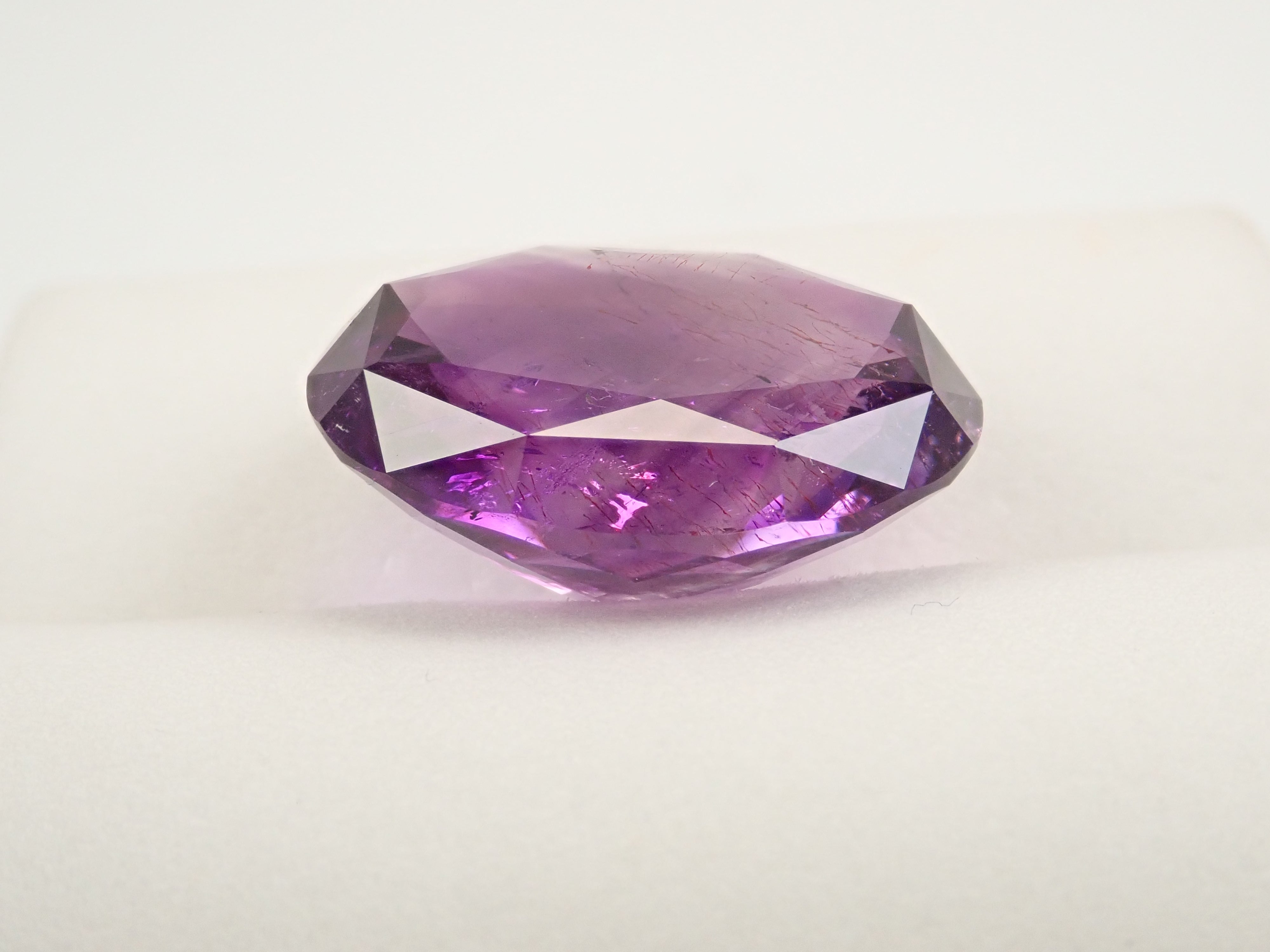 【12561911掲載】ブラジル産ブラジル産エレスチャルアメジスト 15.928ctルース