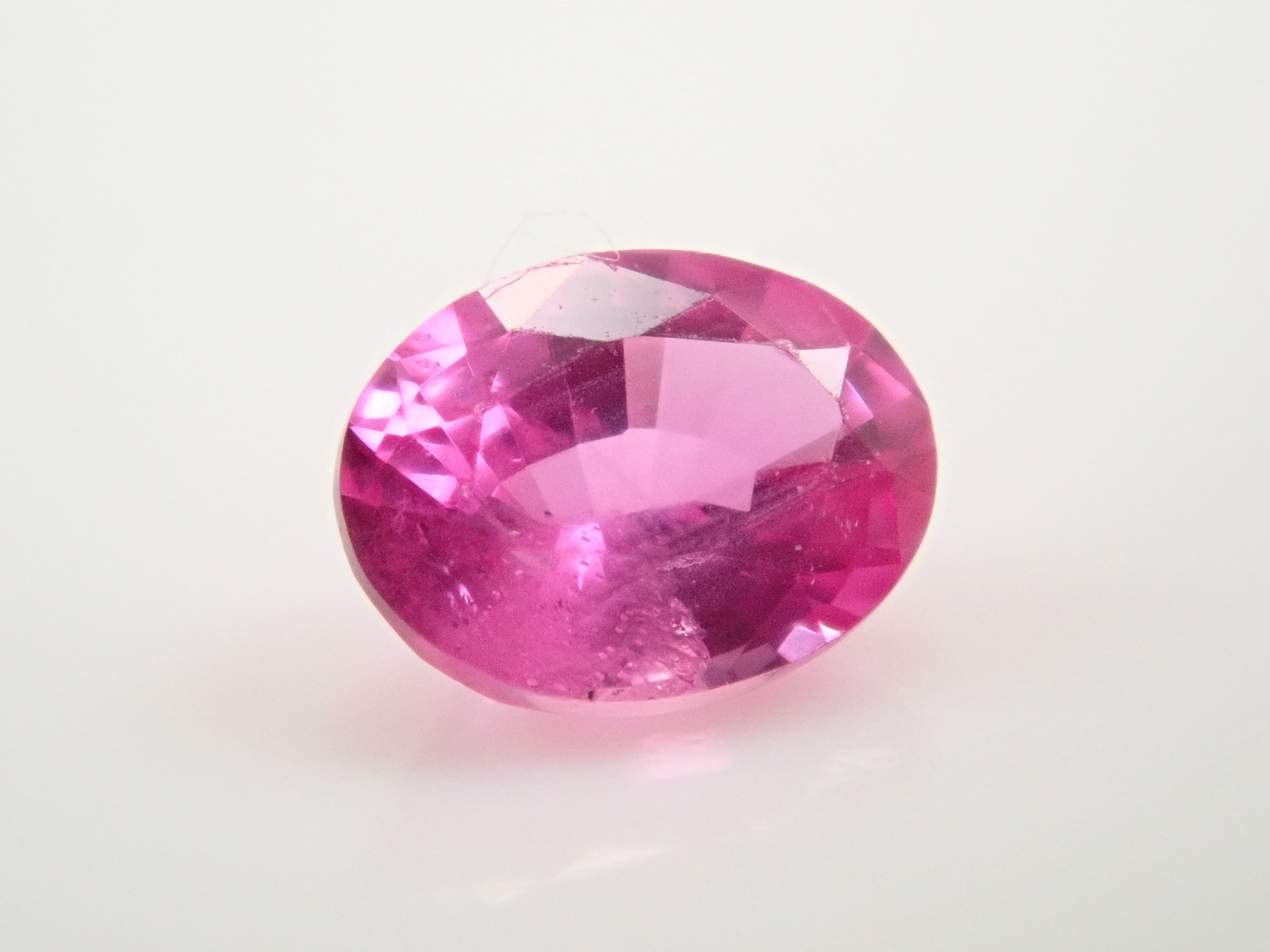 モザンビーク産ホットピンクサファイア 0.175ctルース