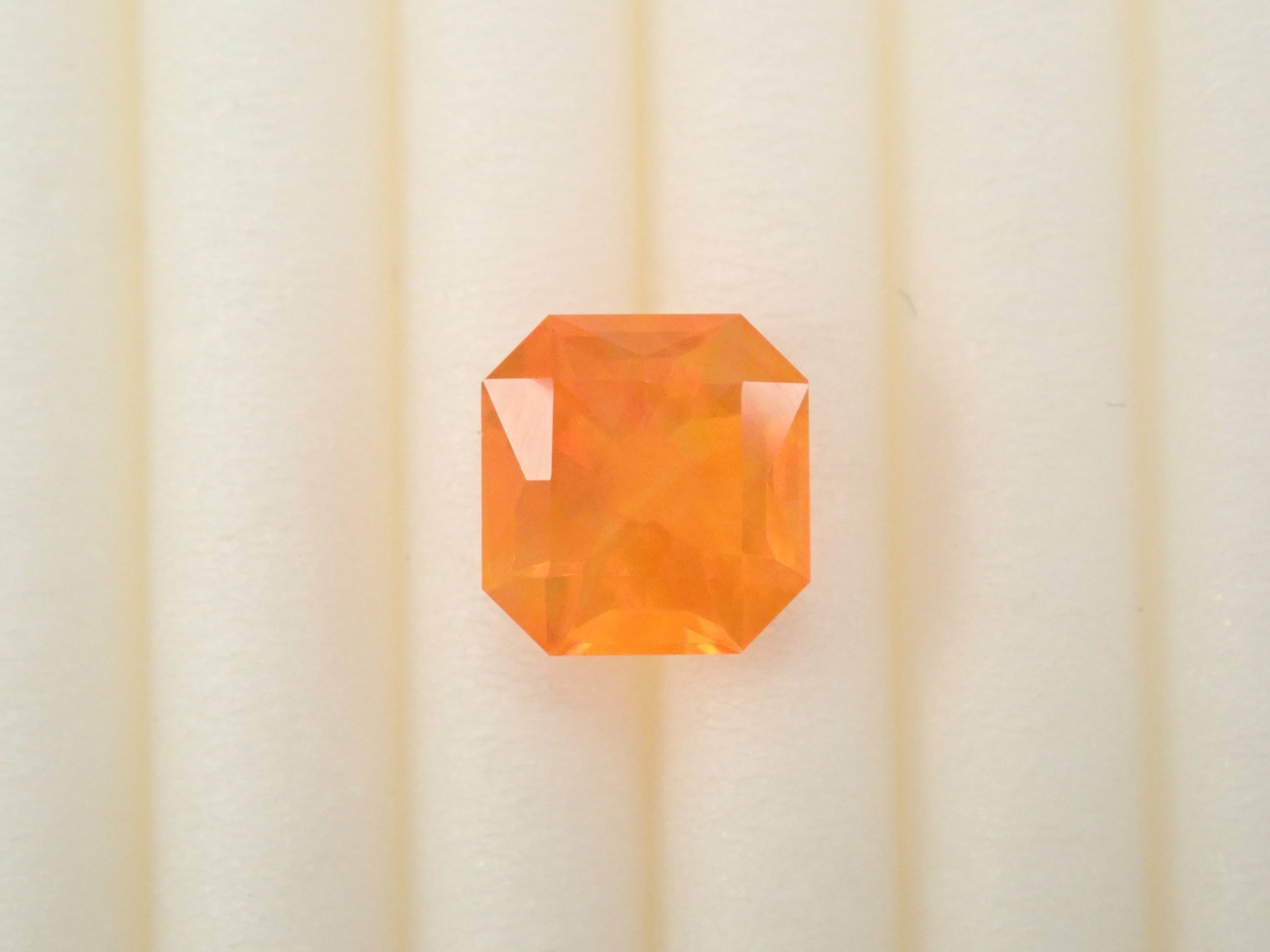 メキシコ産ファイアオパール 0.459ctルース