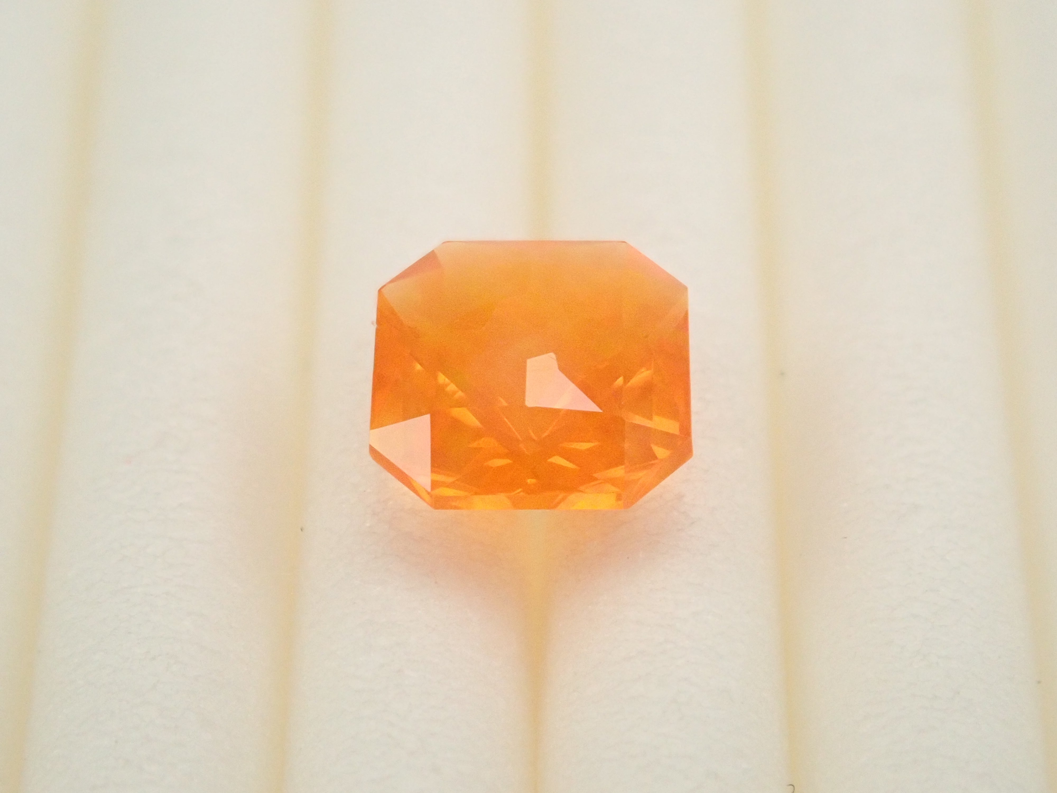 メキシコ産ファイアオパール 0.459ctルース