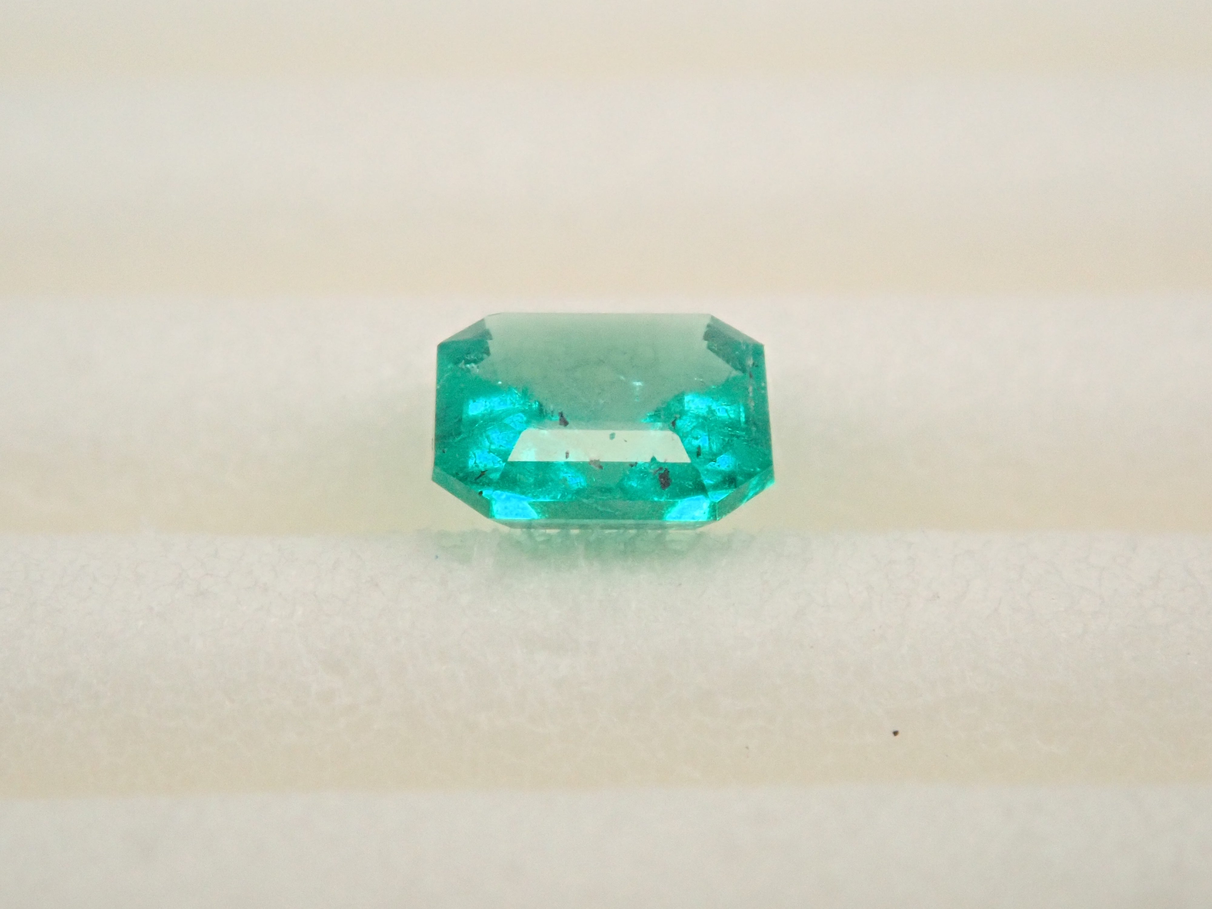 コロンビア産エメラルド 0.155ctルース