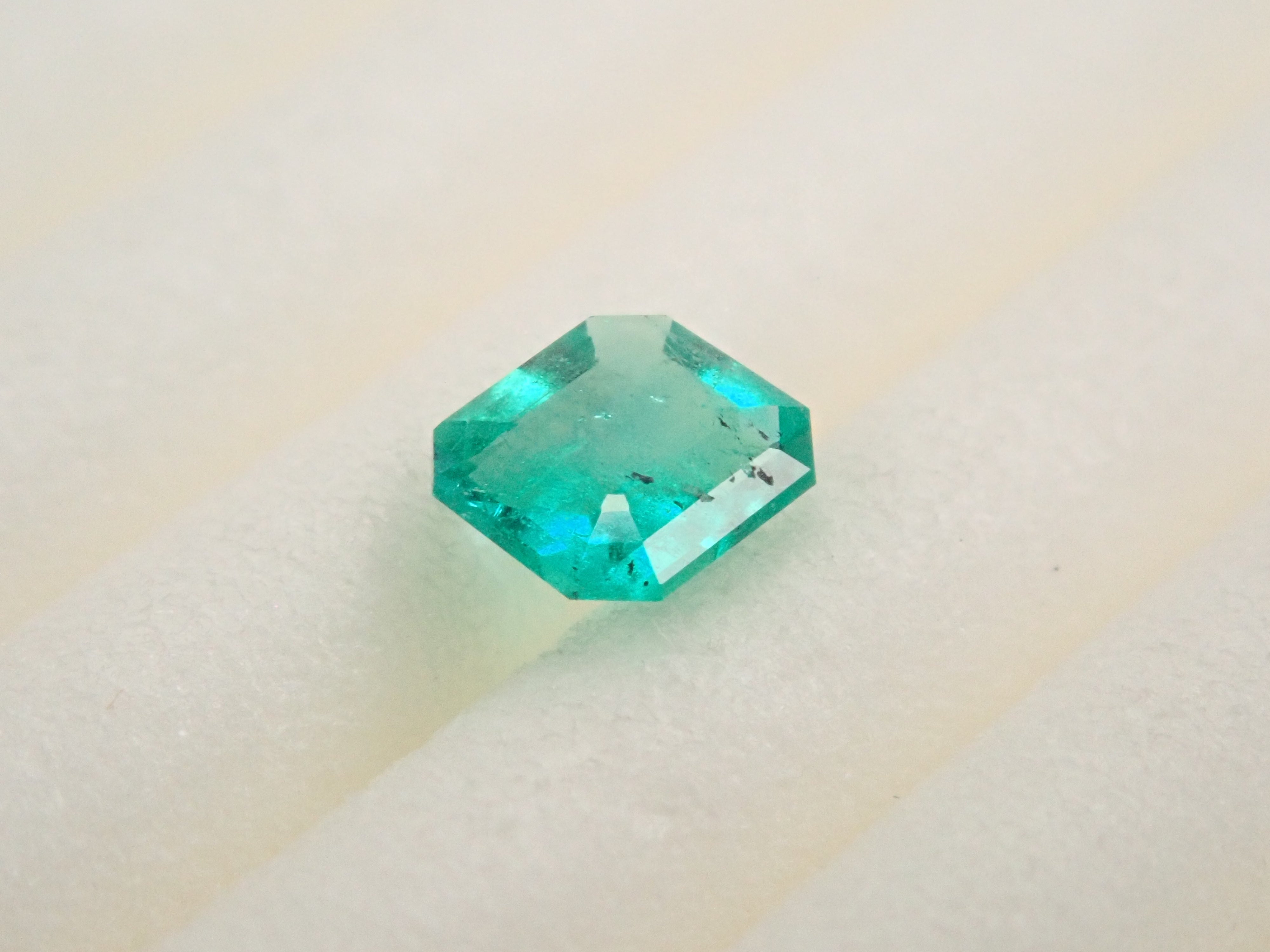 コロンビア産エメラルド 0.155ctルース