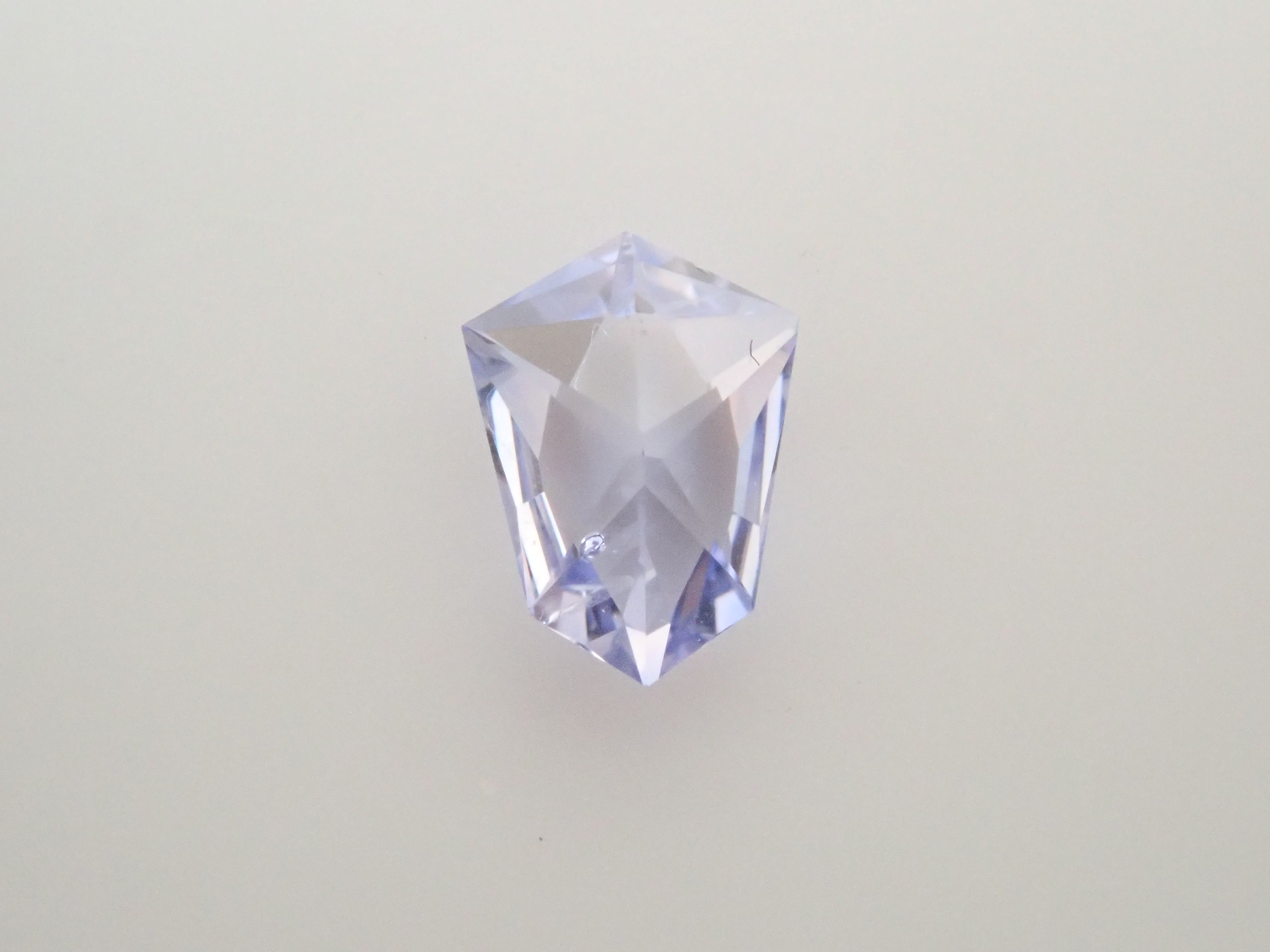 スリランカ産ブルーサファイア（アイスブルー） 0.272ctルース