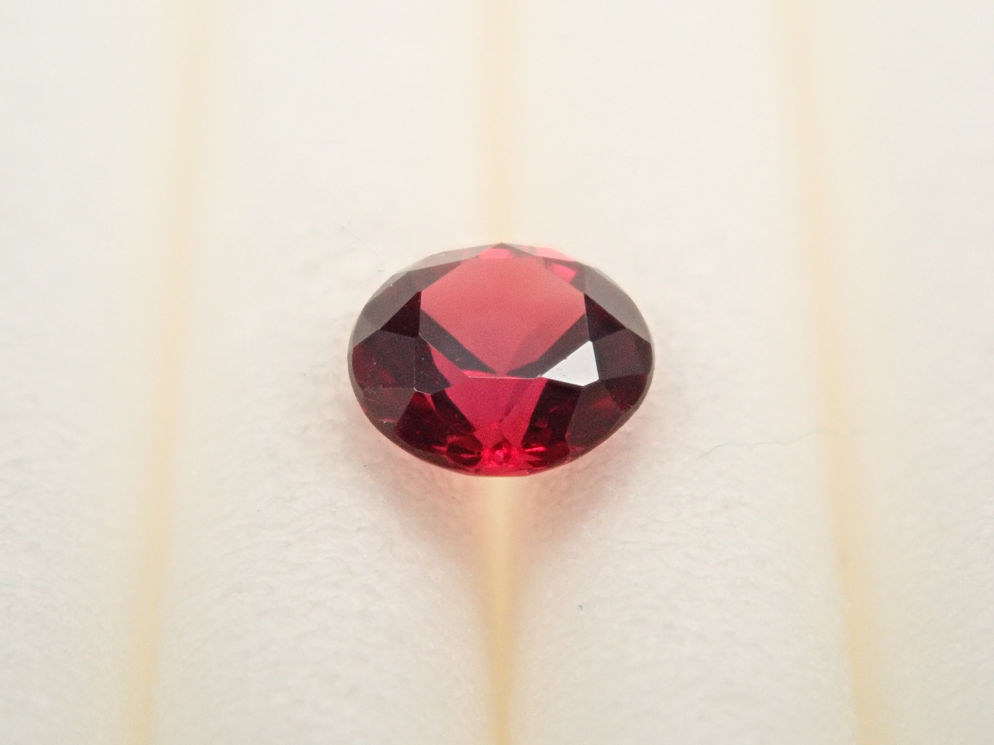 ミャンマー産レッドスピネル 0.196ctルース