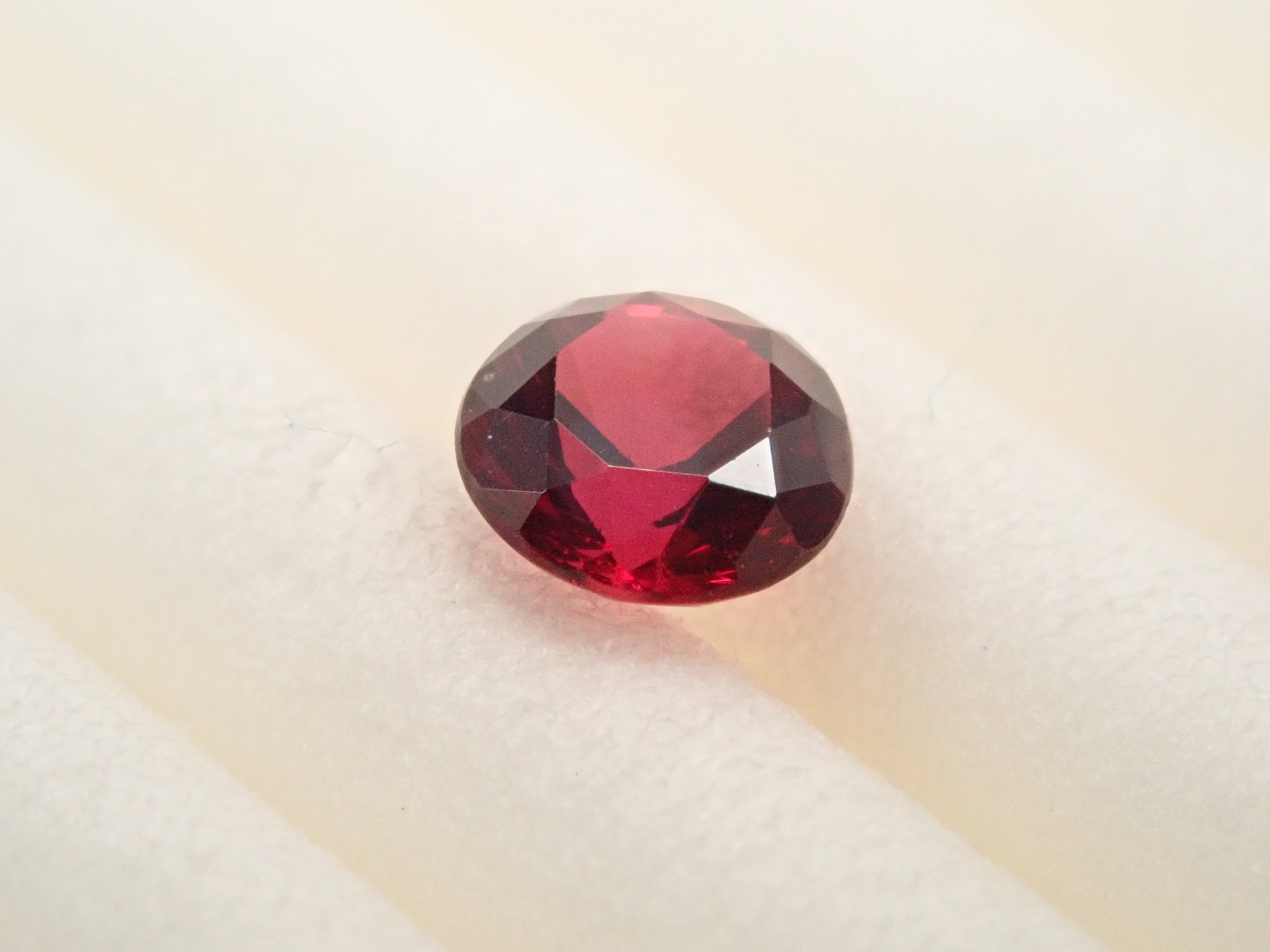 ミャンマー産レッドスピネル 0.196ctルース