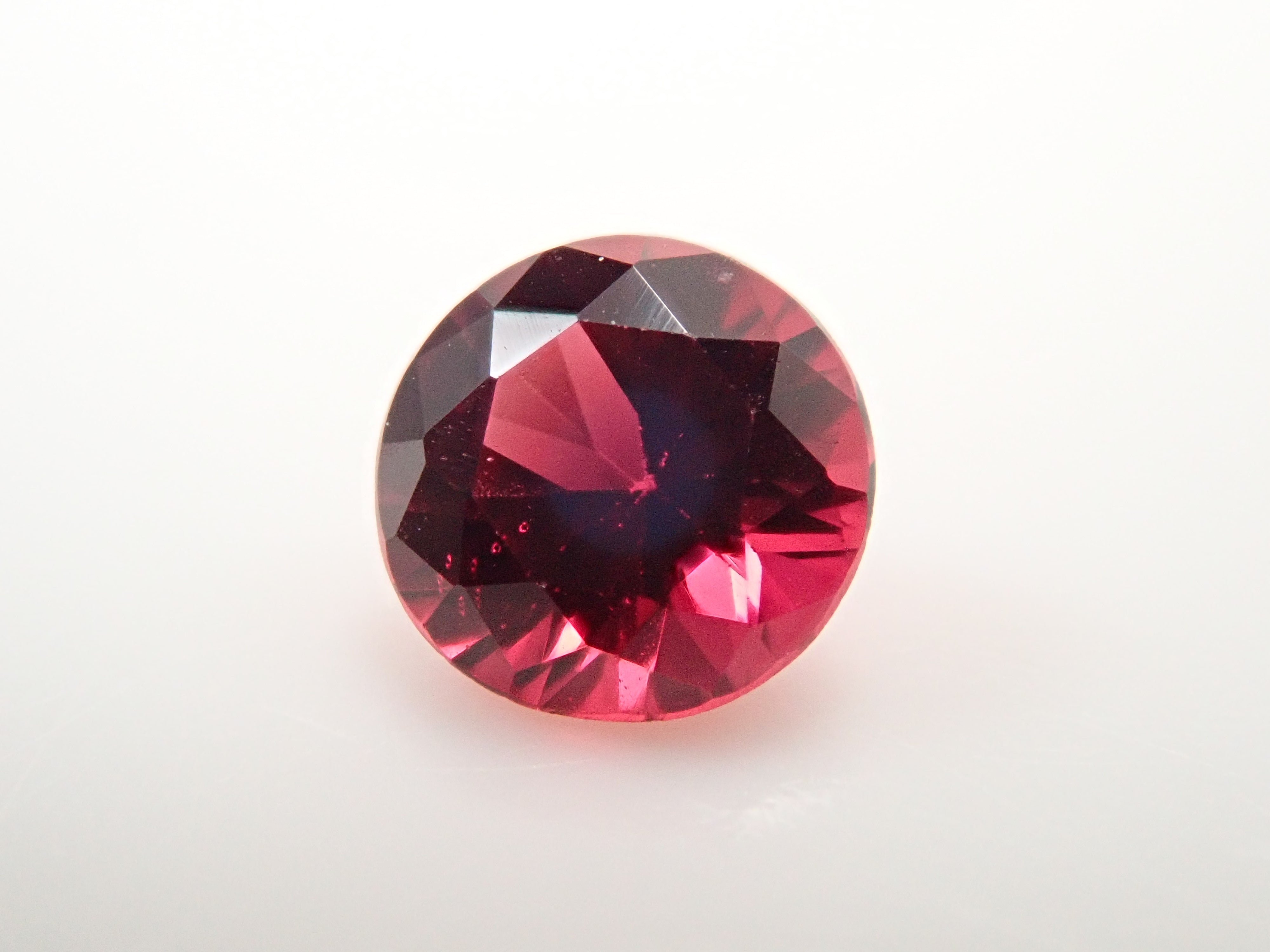 ミャンマー産レッドスピネル 0.196ctルース