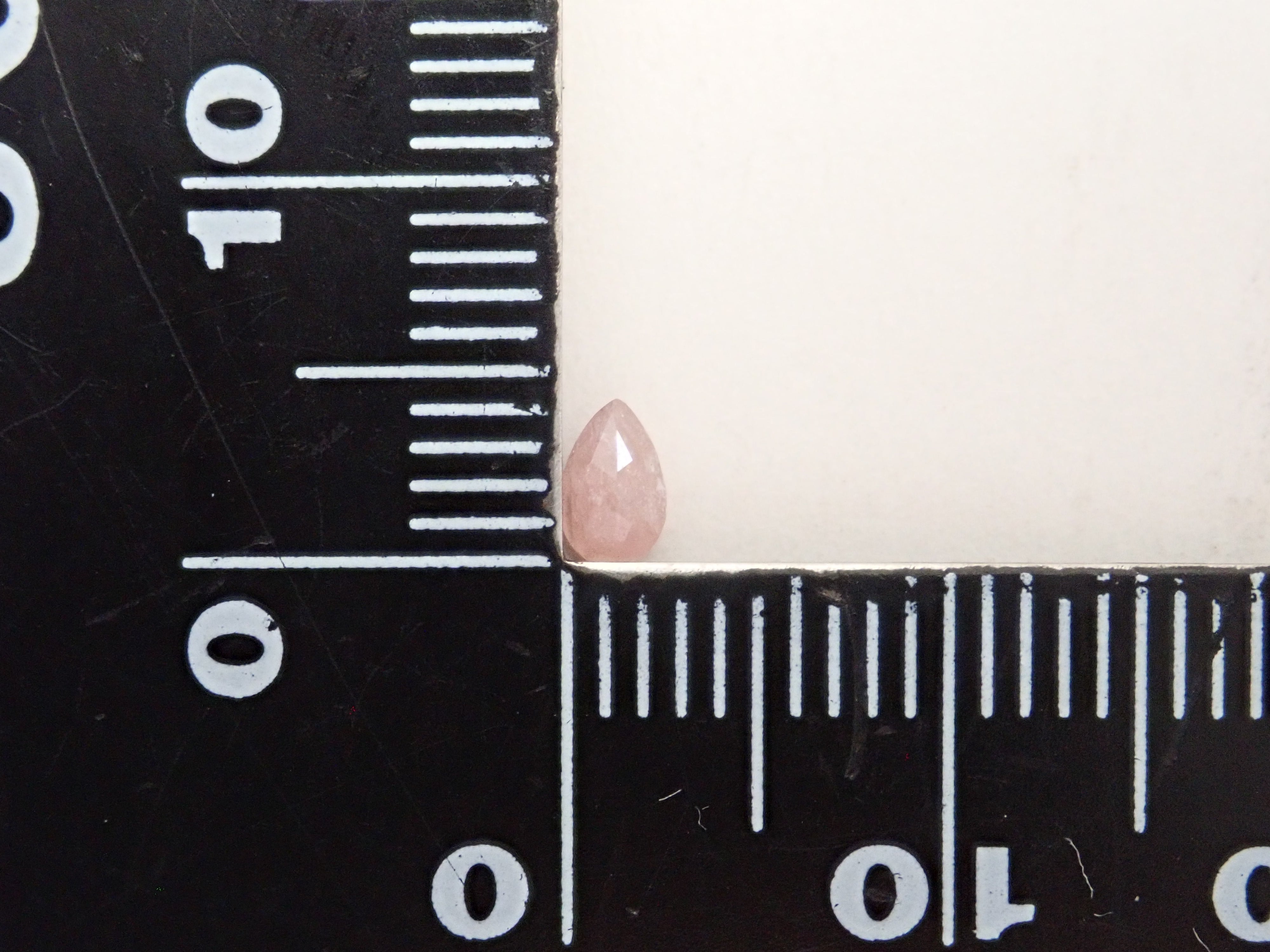 ピンクサファリン 0.178ctルース