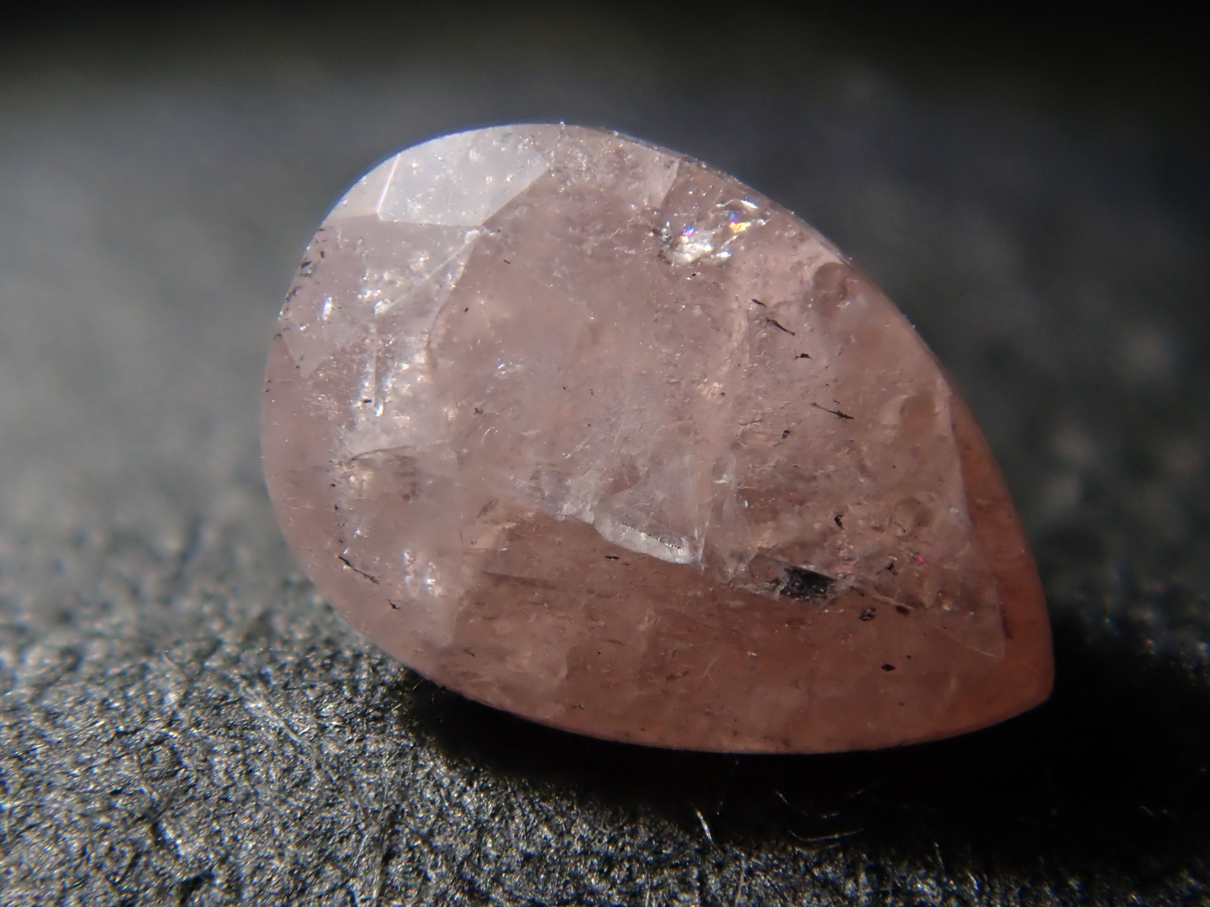 ピンクサファリン 0.239ctルース