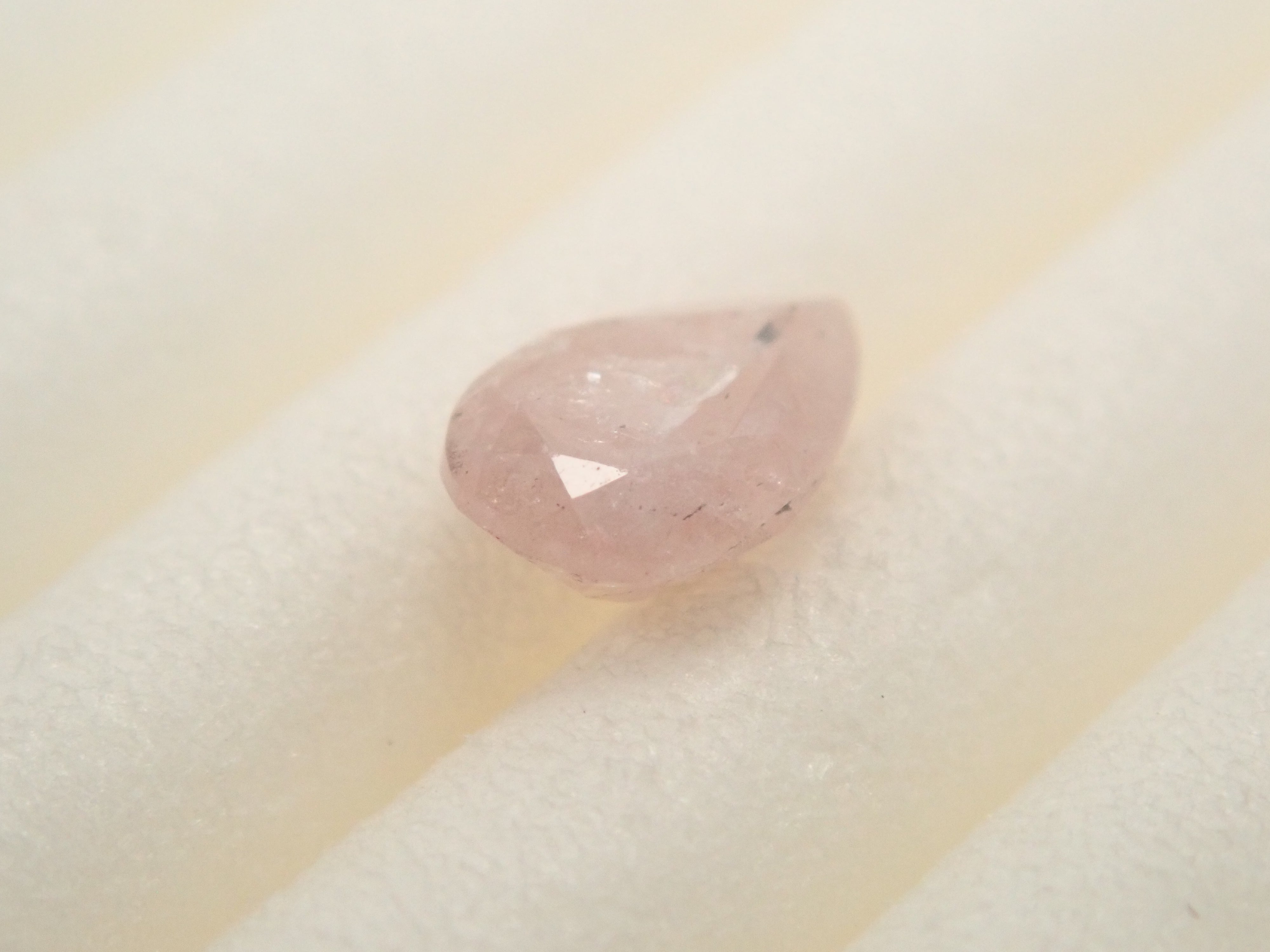 ピンクサファリン 0.239ctルース