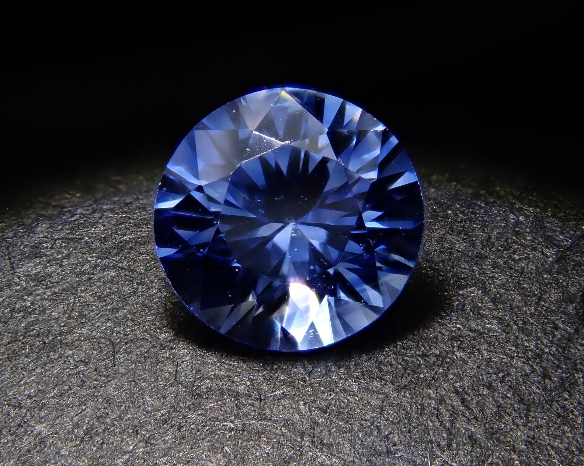 ブルーサファイア 0.326ctルース 