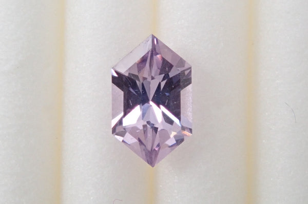 紫色尖晶石 0.324 克拉裸石