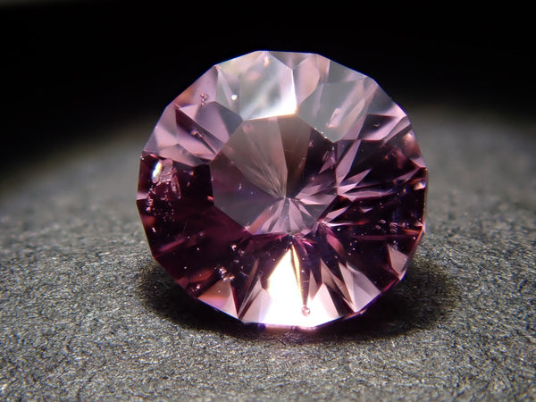 ピンクスピネル(グラデーション)3mmx4mm ピンクスピネル 0.342ctルース