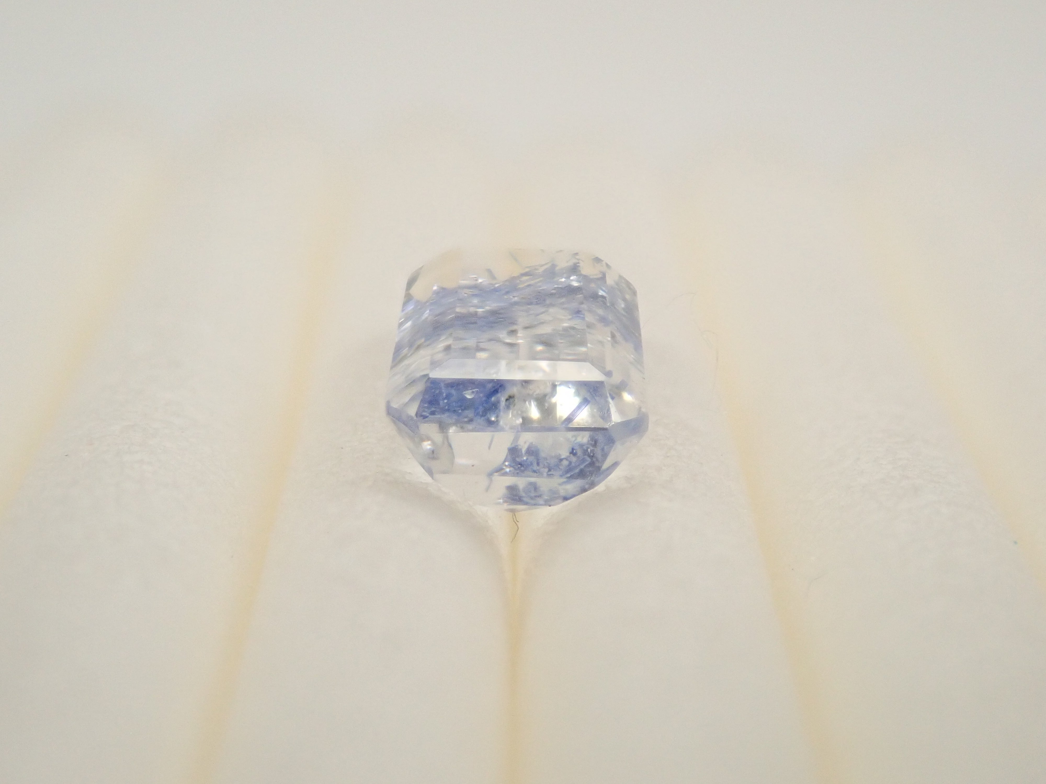 【12561961掲載】ブラジル産デュモルチェライトインクォーツ 0.787ctルース