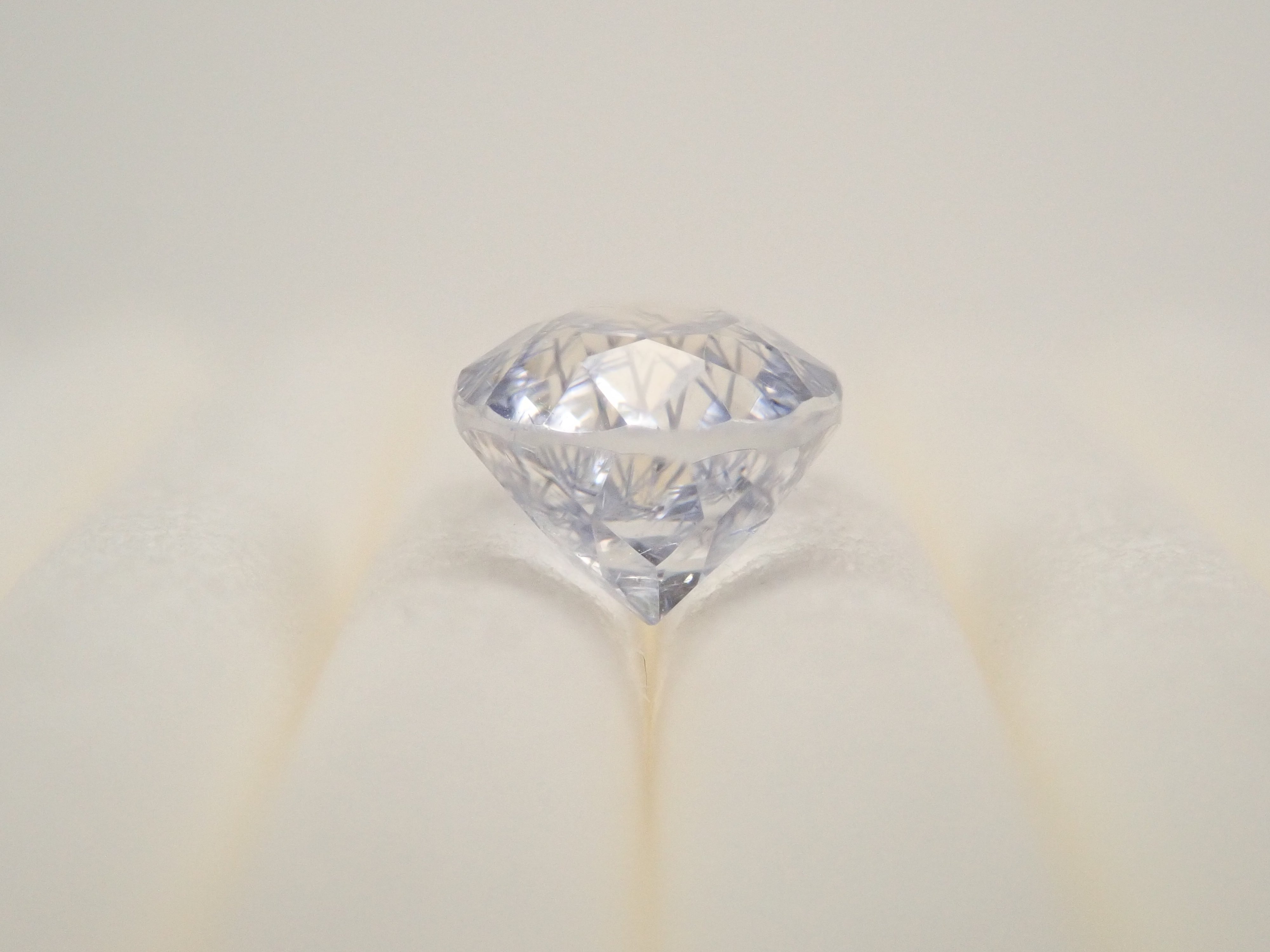 【12561966掲載】ブラジル産デュモルチェライトインクォーツ 0.867ctルース