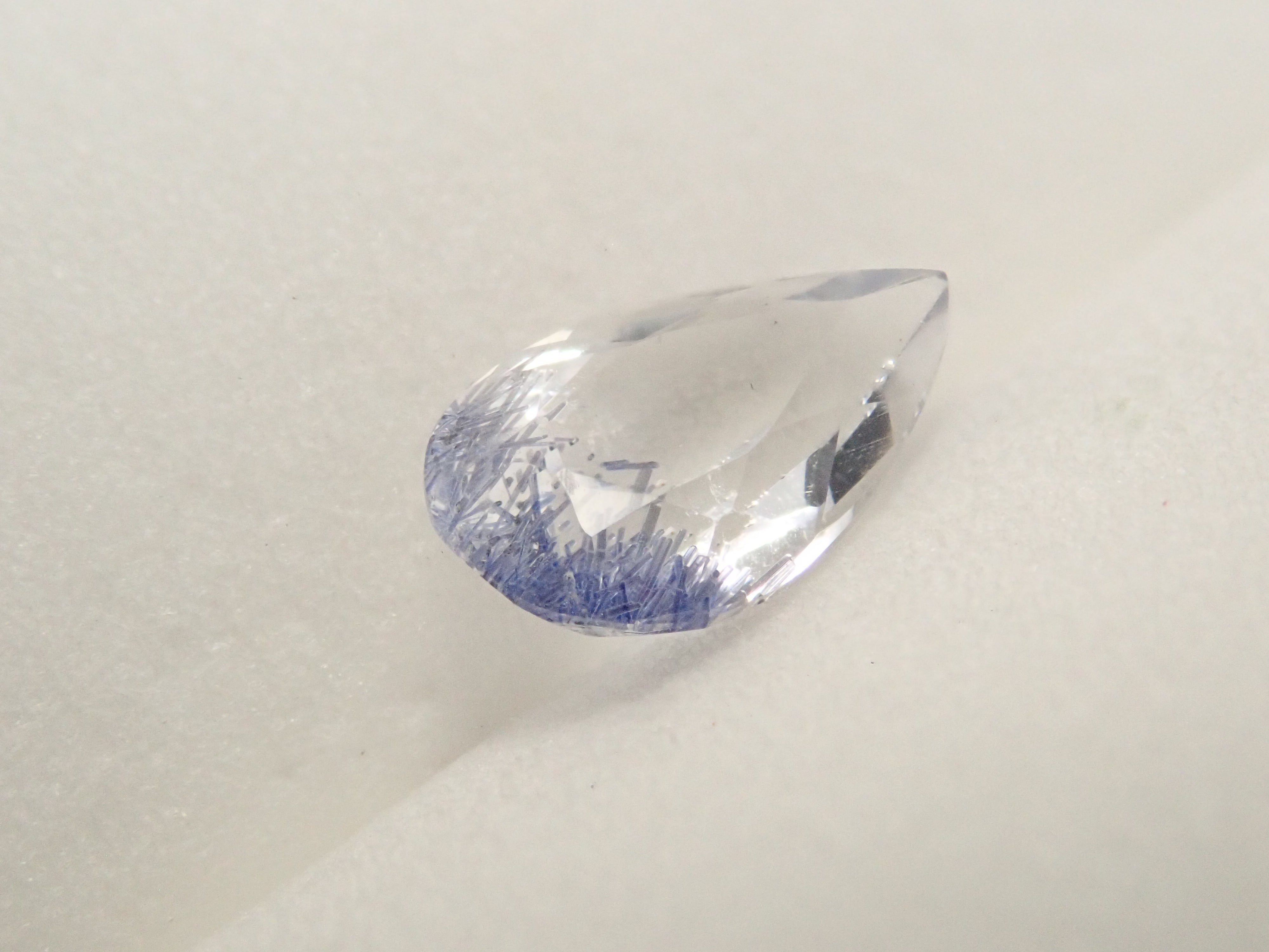 【12561968掲載】ブラジル産デュモルチェライトインクォーツ 0.803ctルース