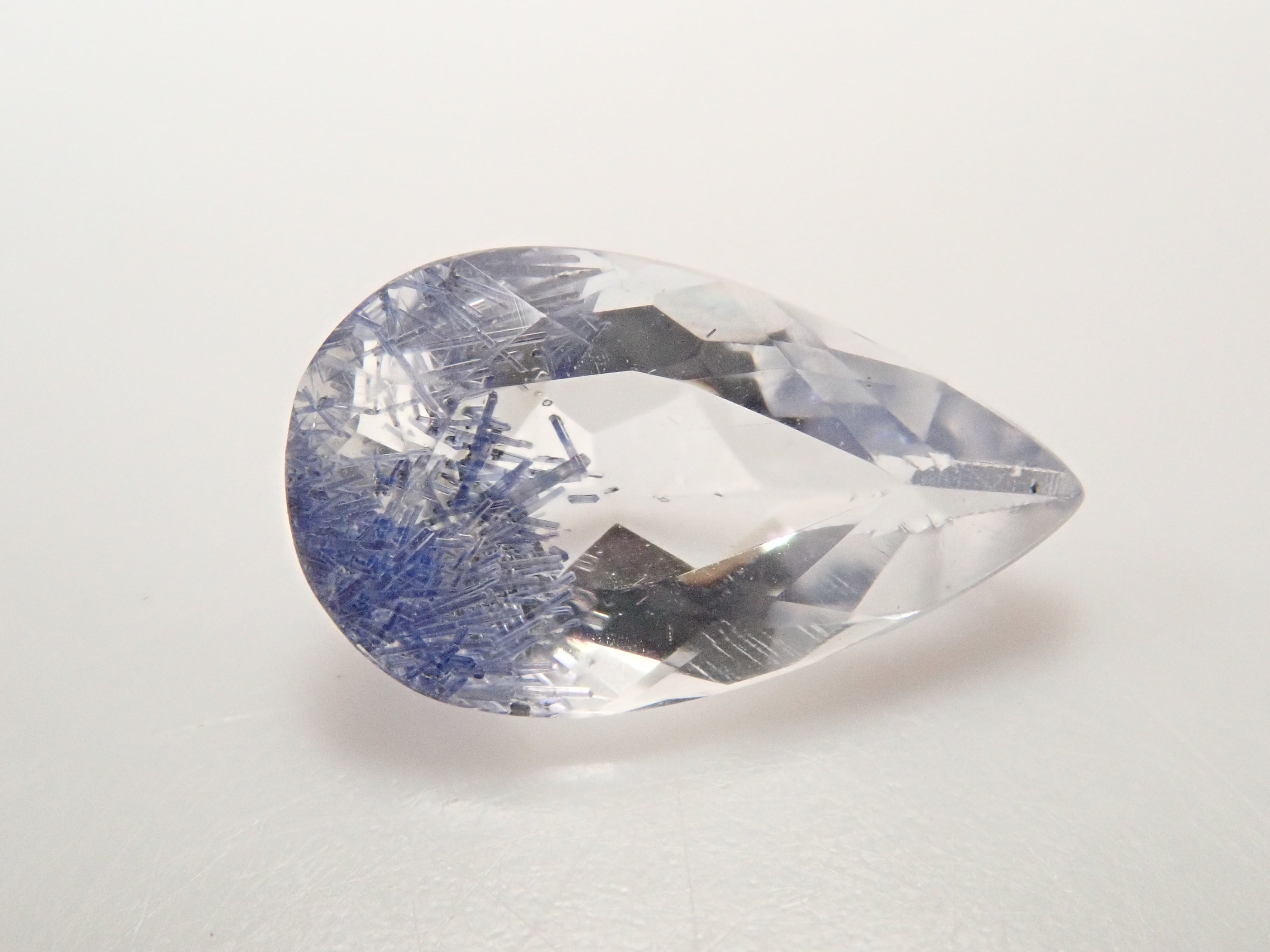 【12561968掲載】ブラジル産デュモルチェライトインクォーツ 0.803ctルース