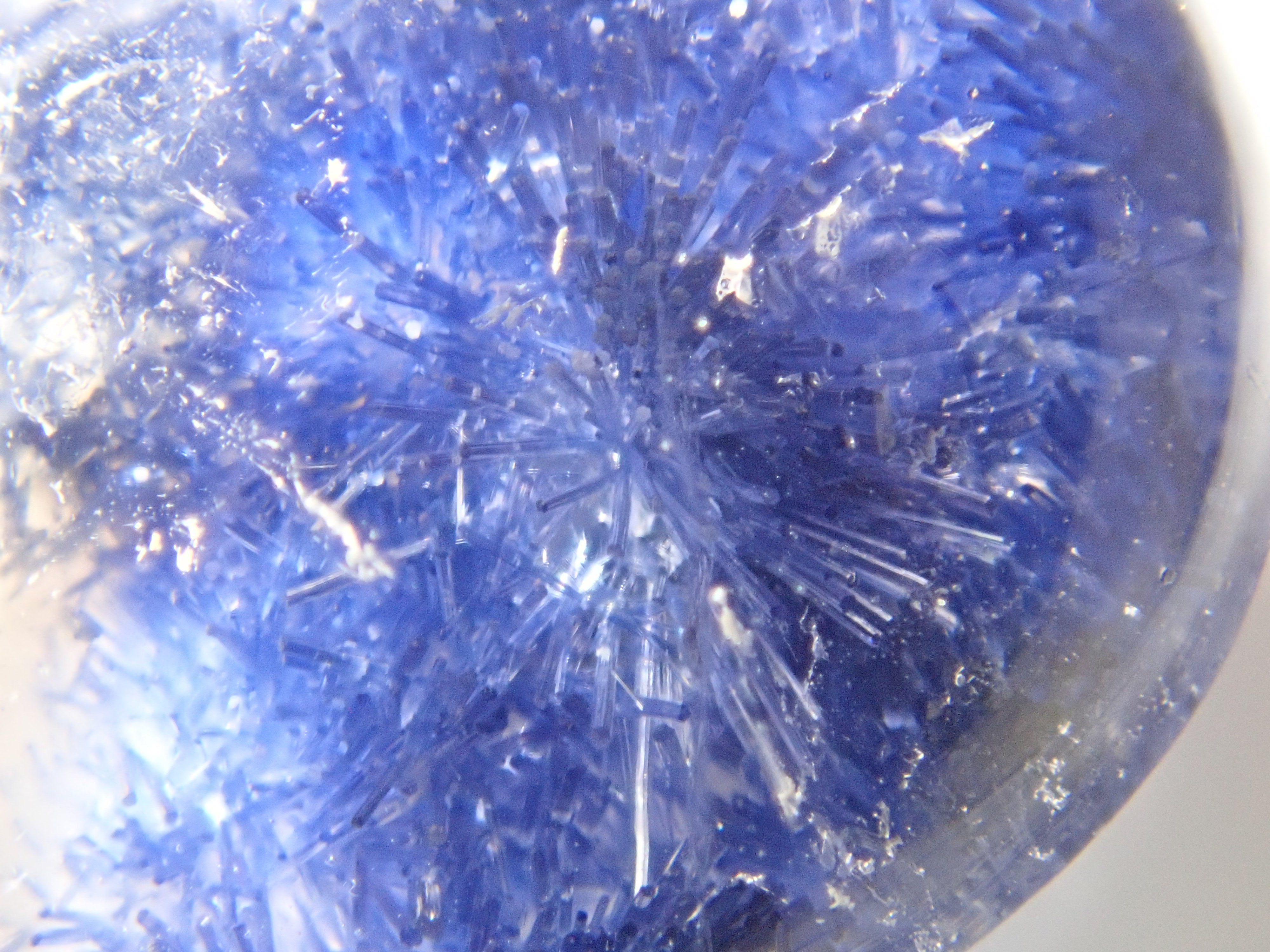 【12561971掲載】ブラジル産デュモルチェライトインクォーツ 3.253ctルース