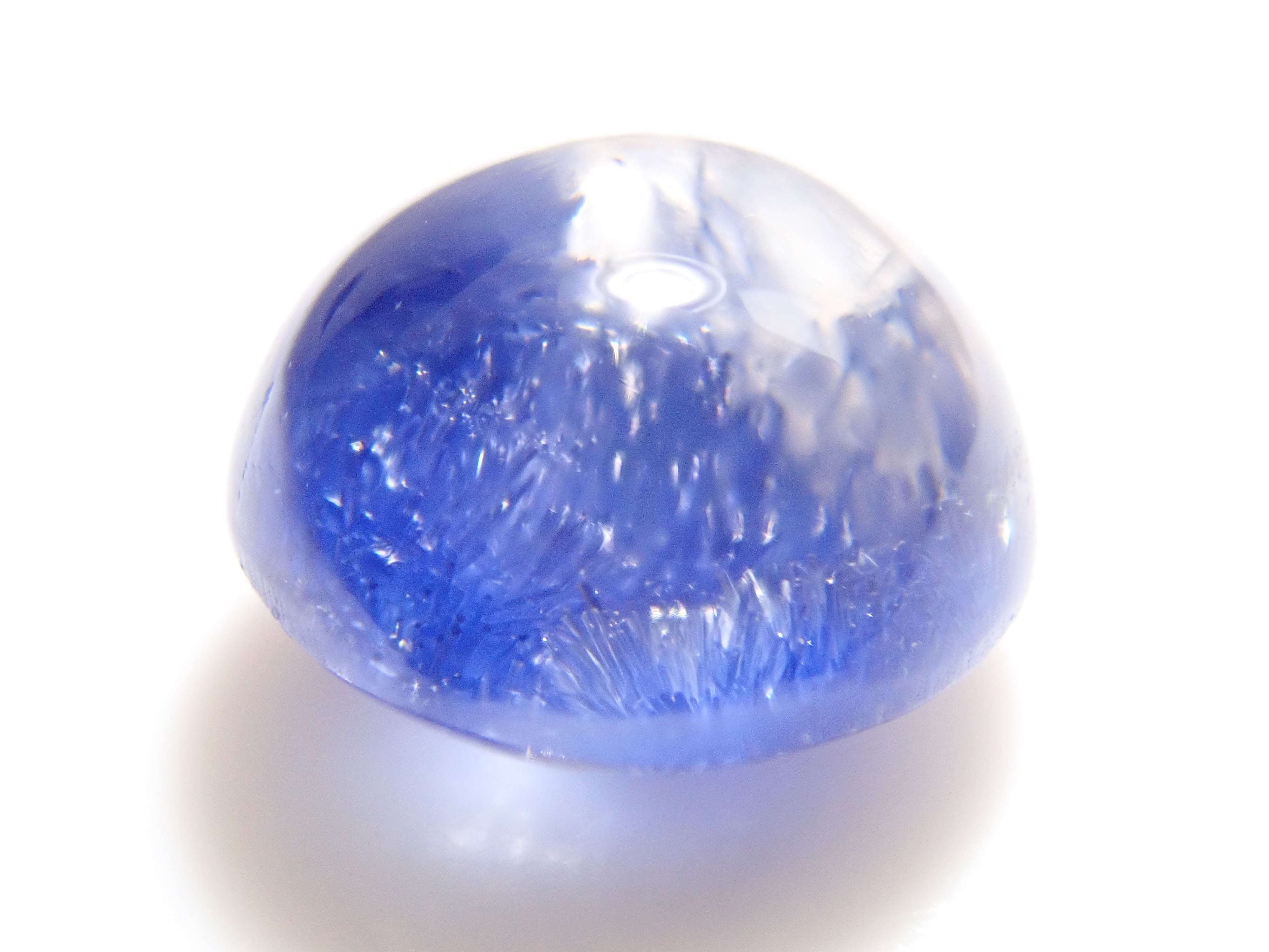 12561976掲載】ブラジル産デュモルチェライトインクォーツ 1.392ctルース