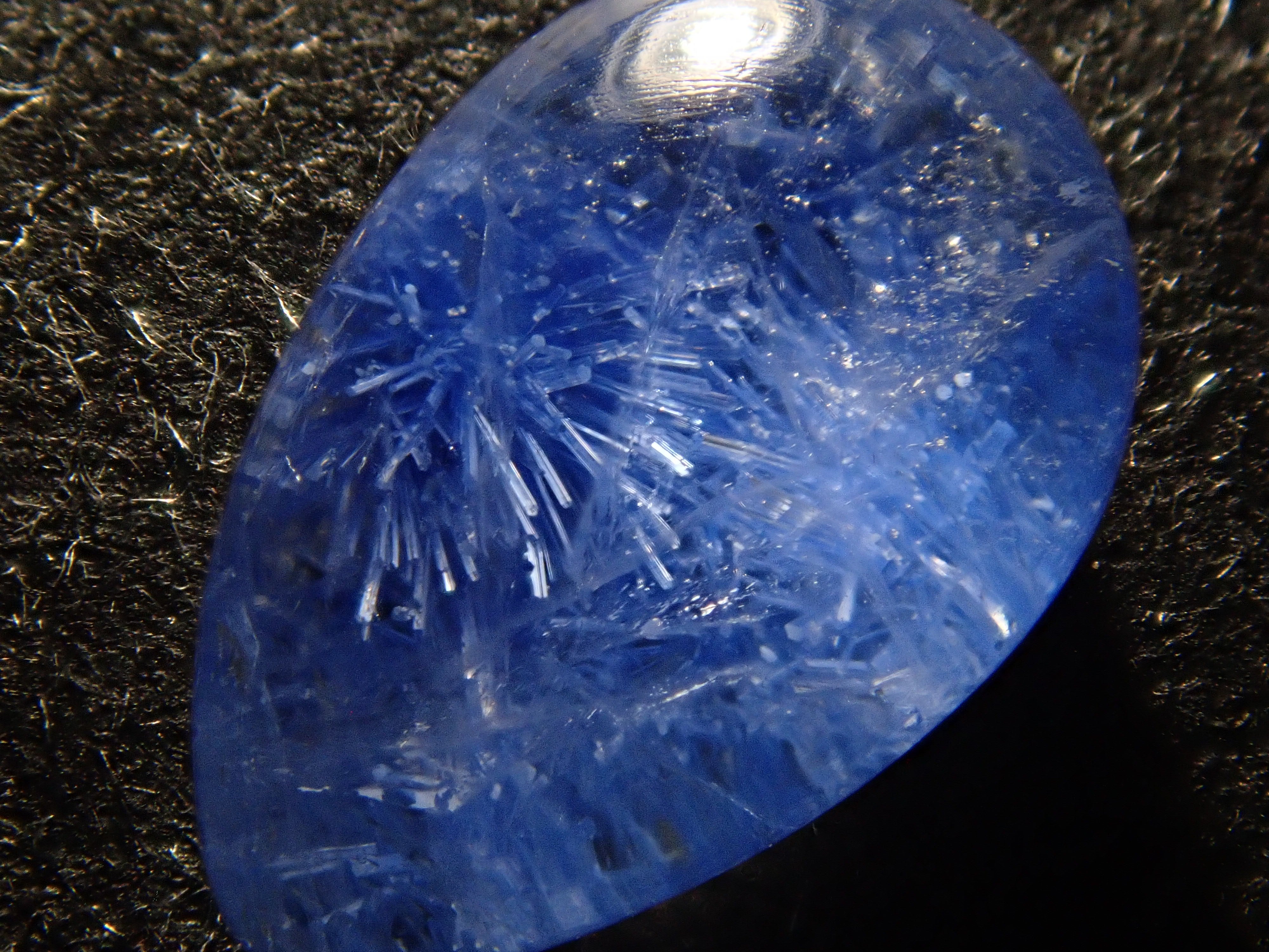 【12561978掲載】ブラジル産デュモルチェライトインクォーツ 1.266ctルース