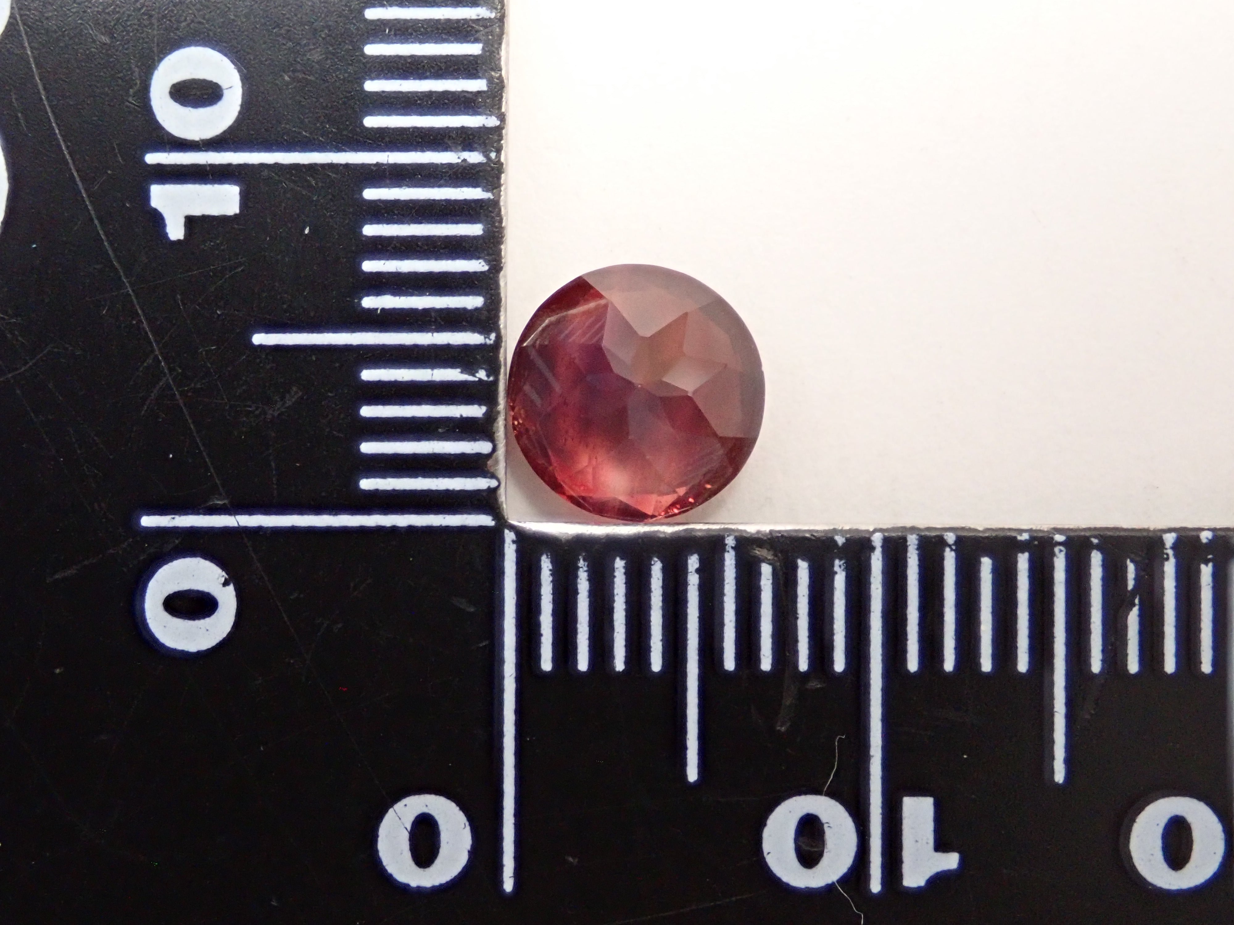 【12561983掲載】アメリカ産オレゴンサンストーン 1.325ctルース