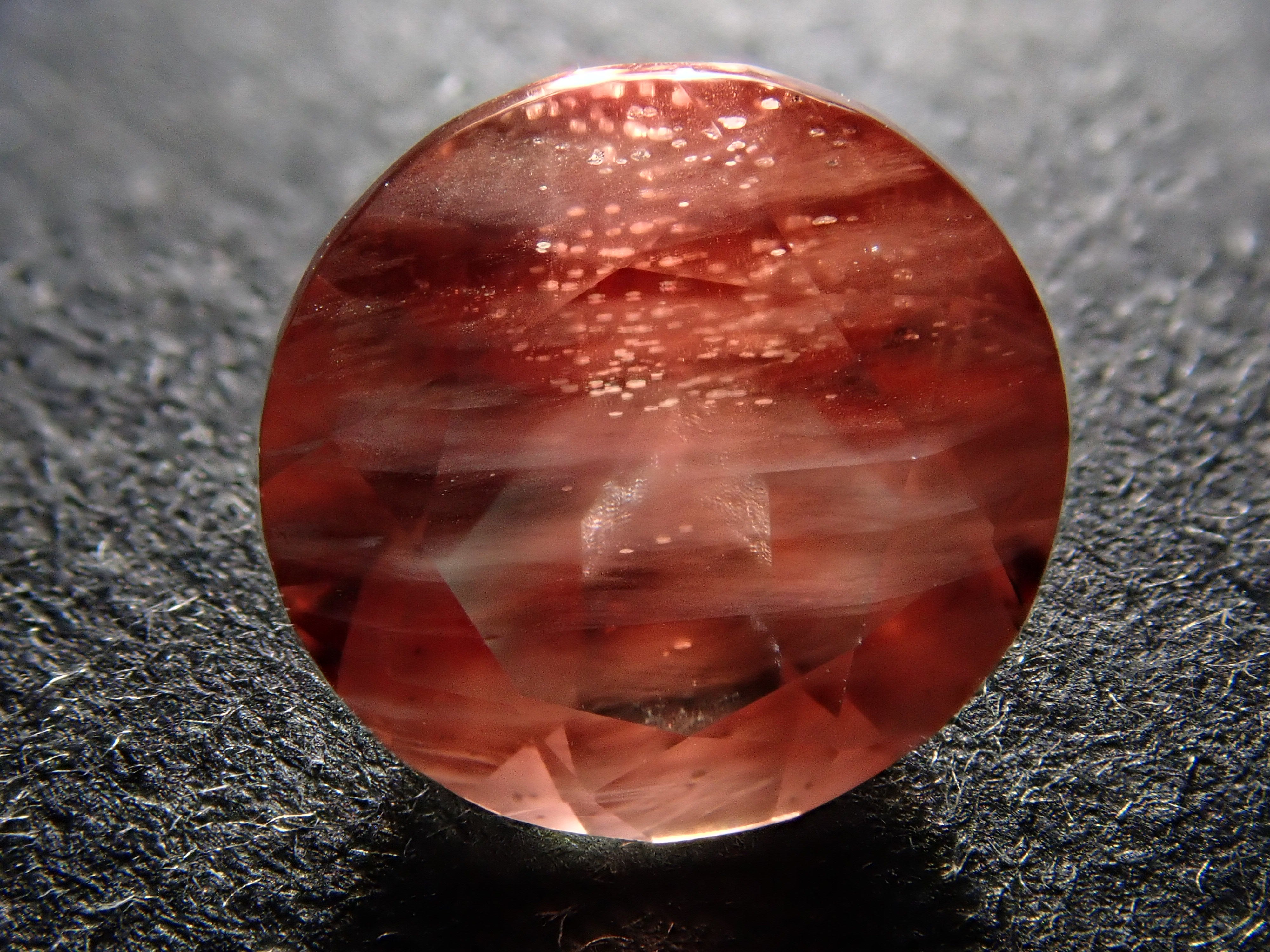 【12561984掲載】アメリカ産オレゴンサンストーン 1.308ctルース