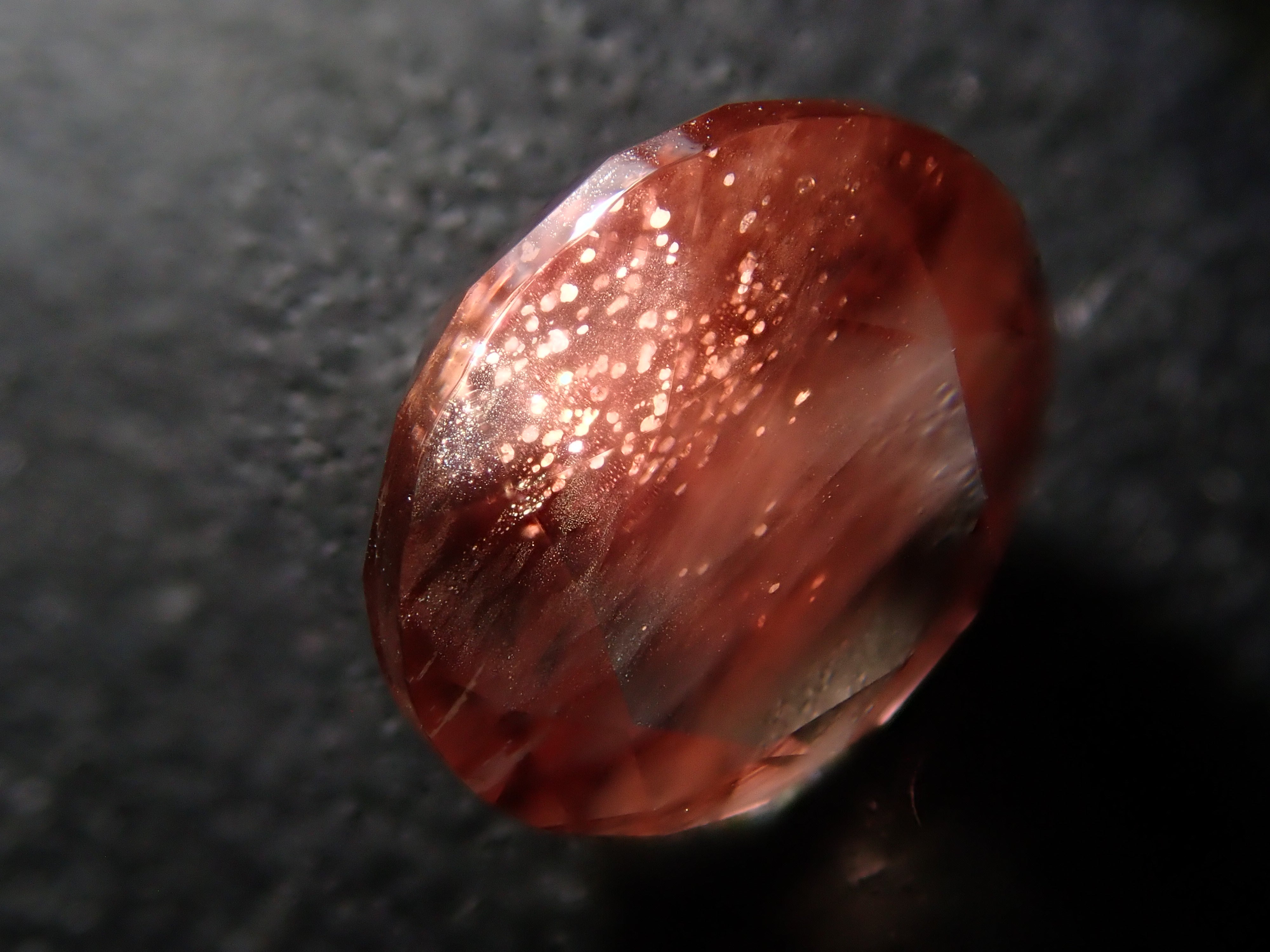 【12561984掲載】アメリカ産オレゴンサンストーン 1.308ctルース