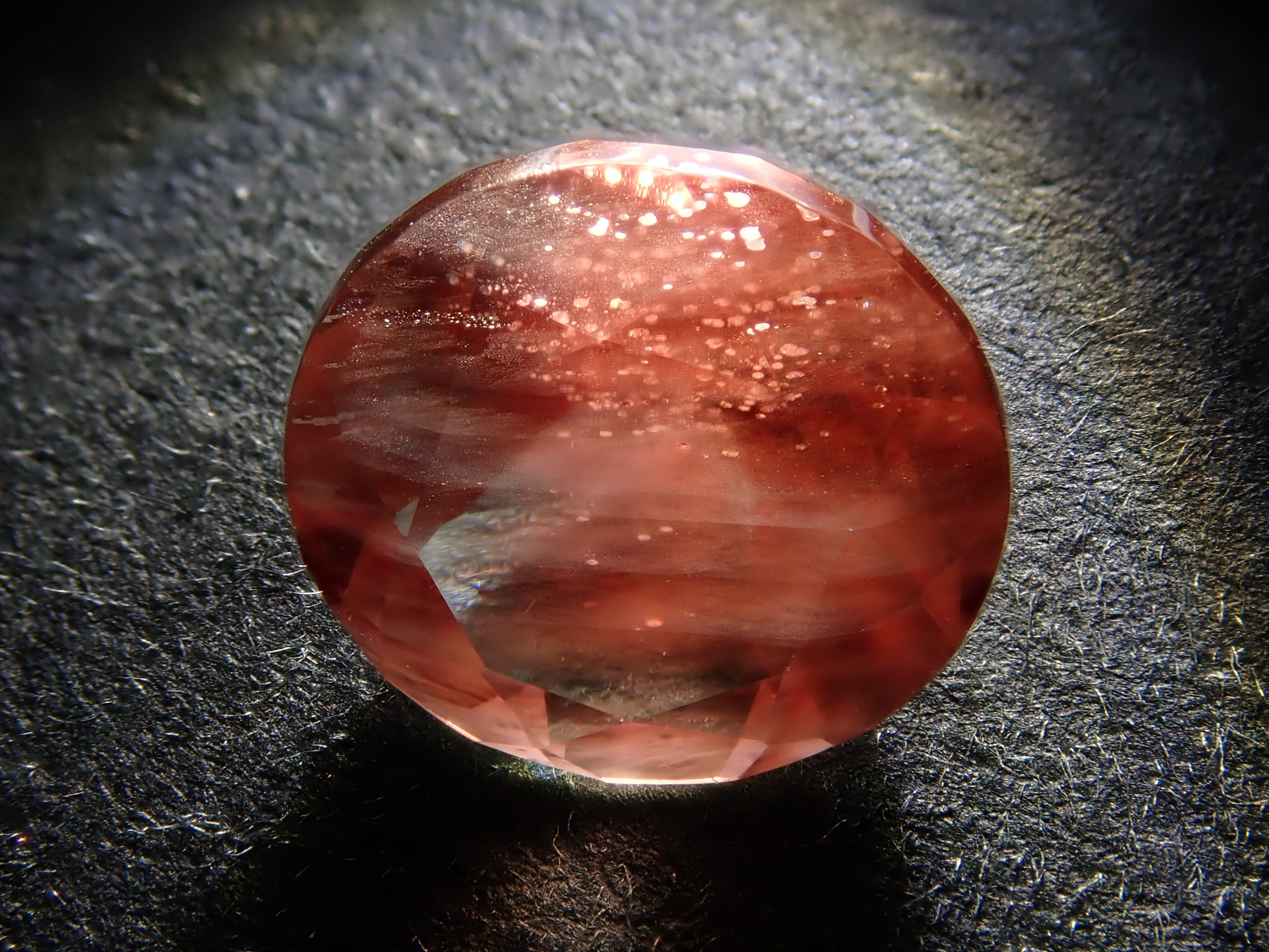 【12561984掲載】アメリカ産オレゴンサンストーン 1.308ctルース