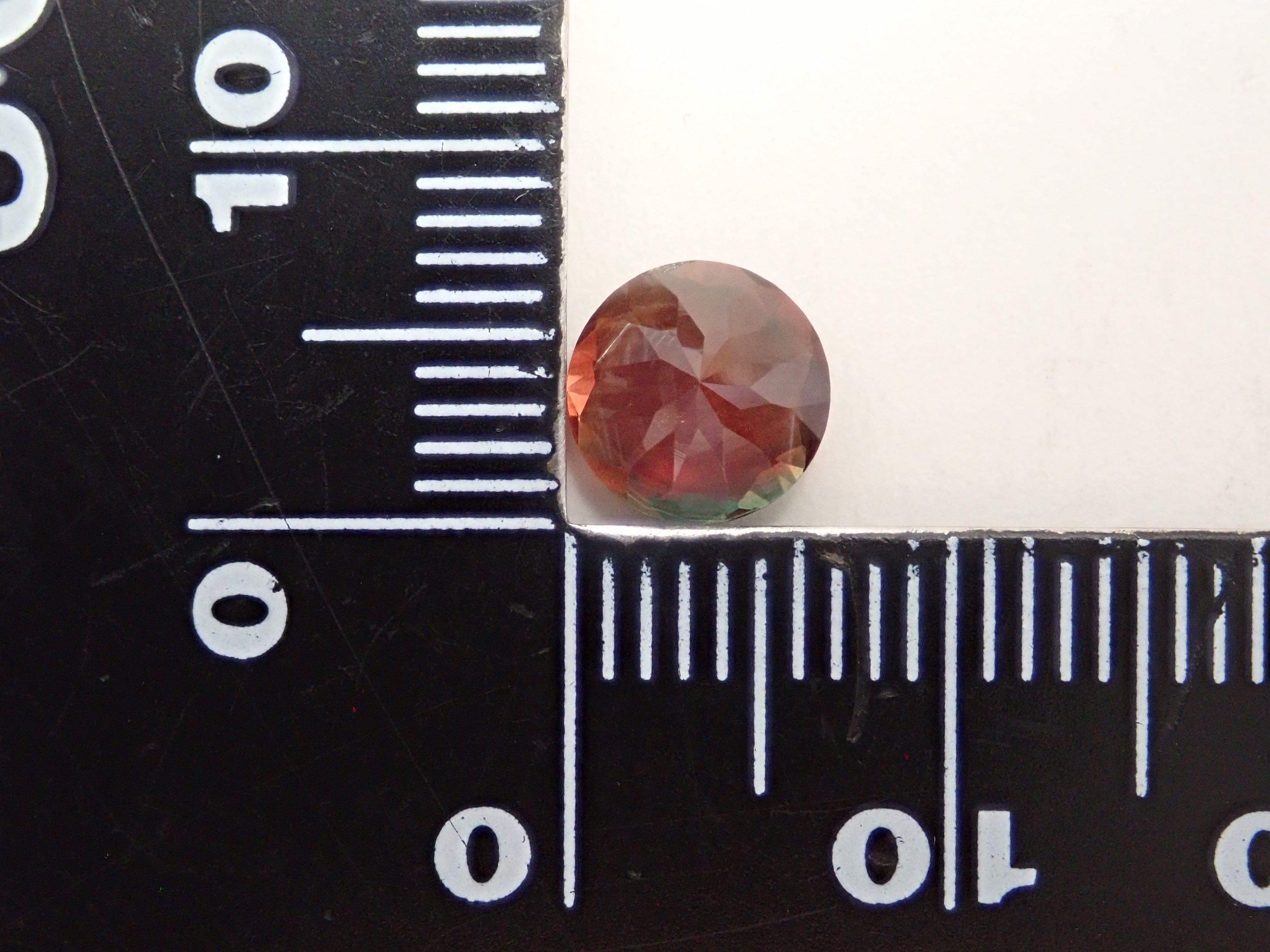 【12561986掲載】アメリカ産オレゴンサンストーン 1.273ctルース