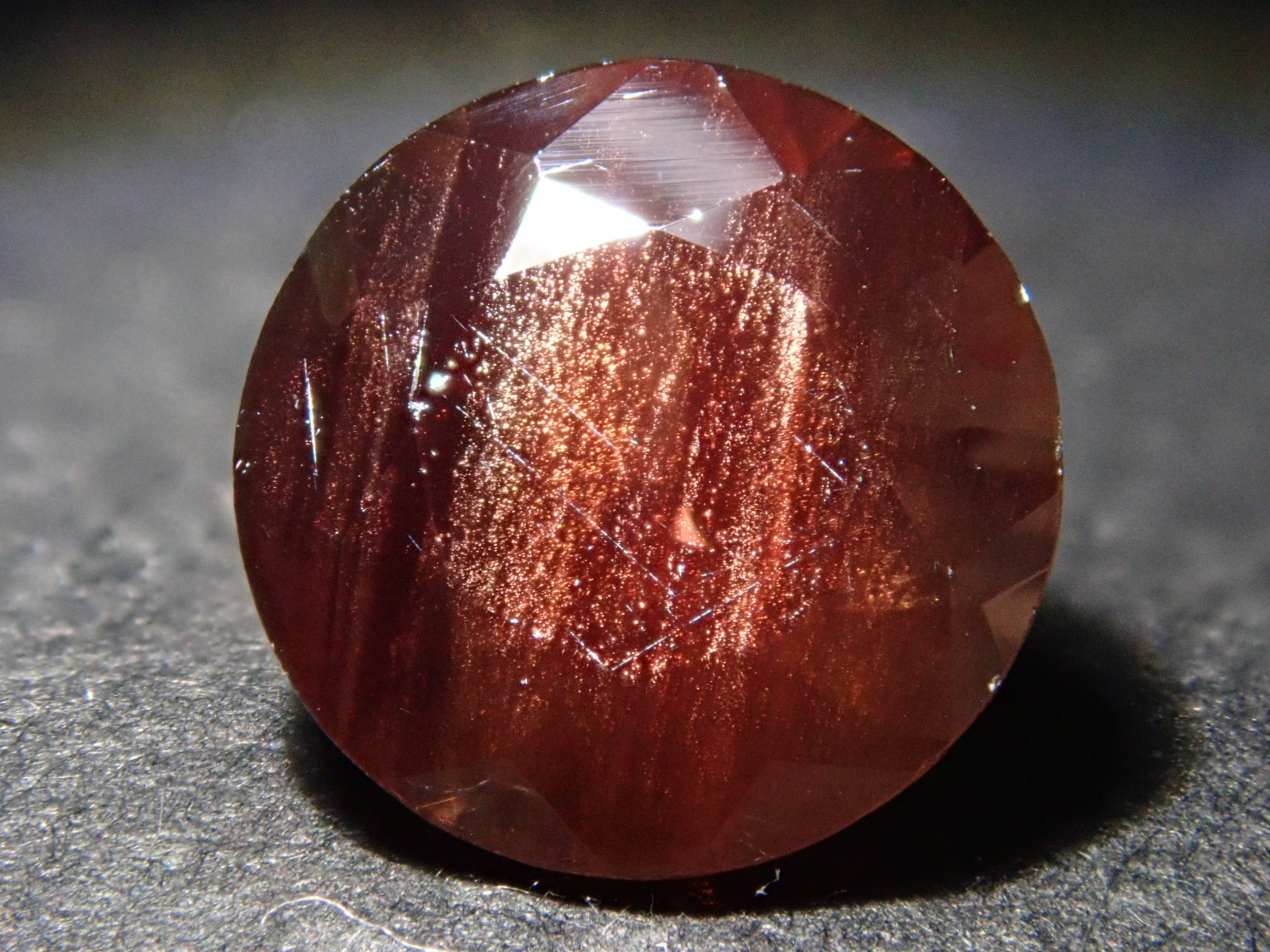 【12561986掲載】アメリカ産オレゴンサンストーン 1.273ctルース